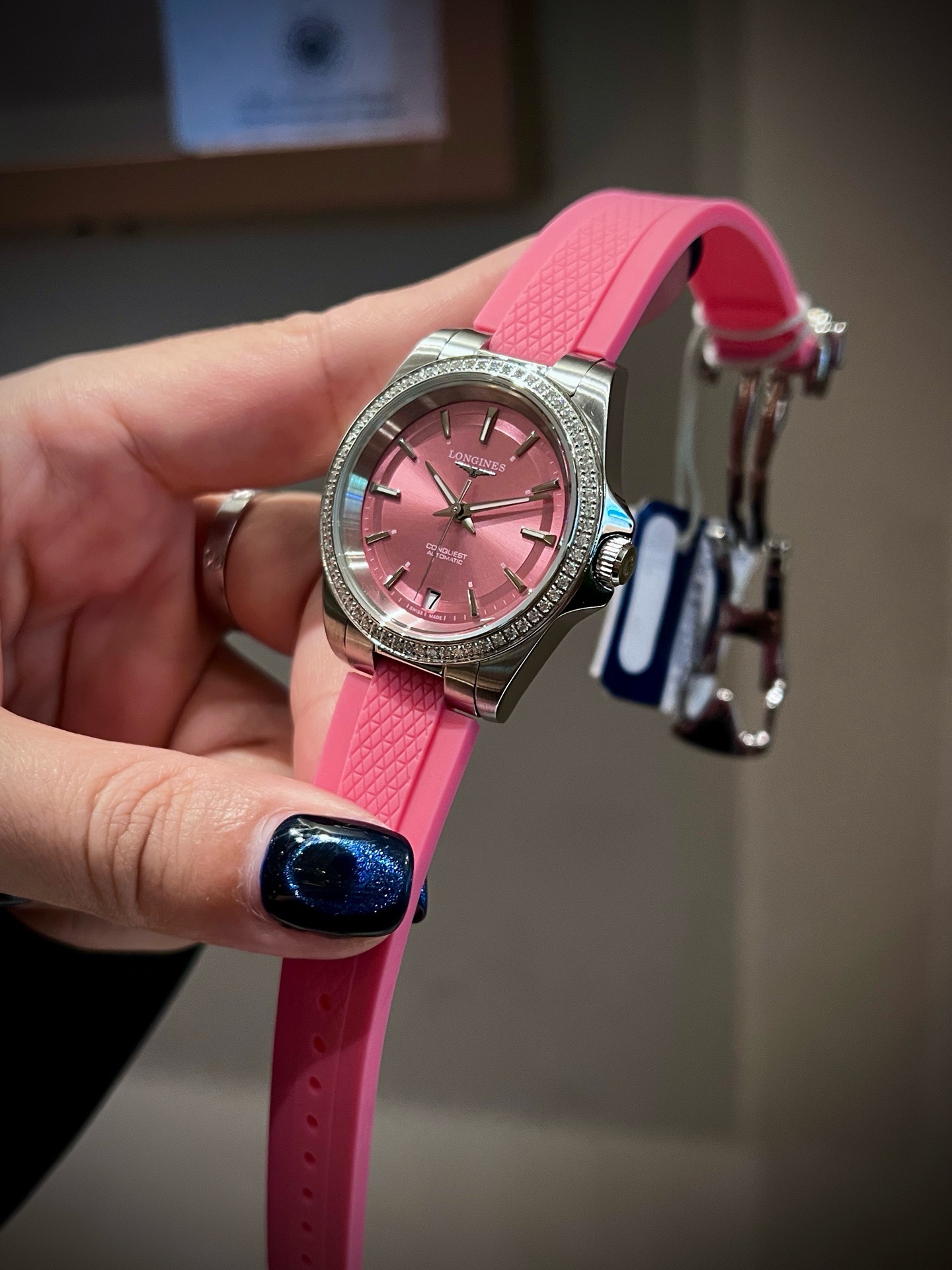 Longines Conquest 34mm Ladies Wristwatch Rubber Band With Luminous Dial