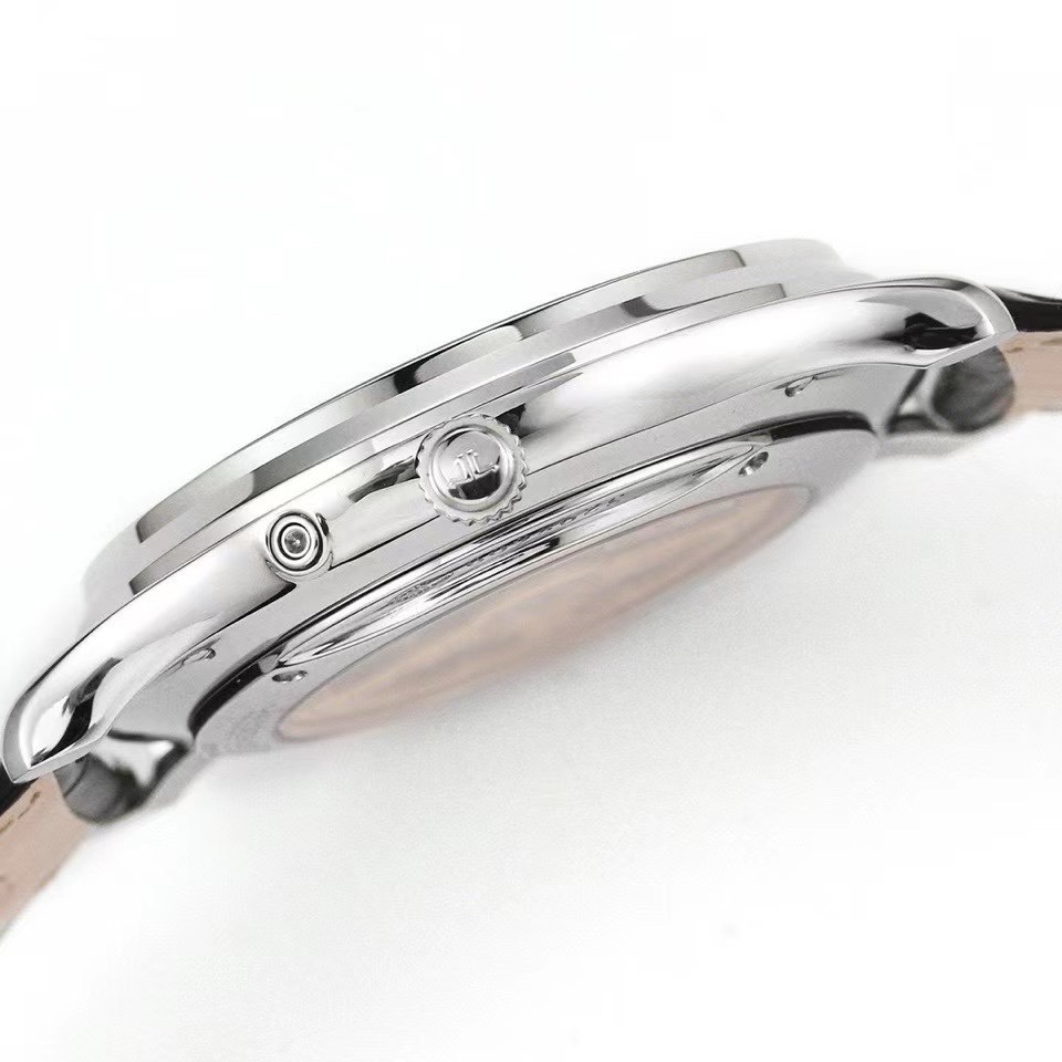 Jaeger-LeCoultre Master Ultra Thin Moon Automatic Watch, Multiple Dial & Case Color Options