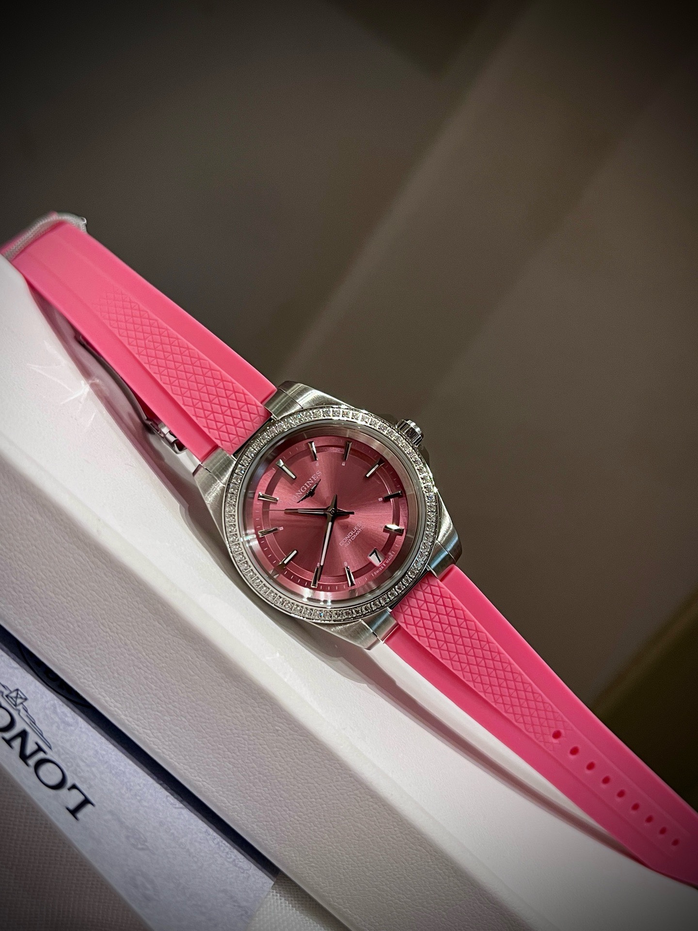 Longines Conquest 34mm Ladies Wristwatch Rubber Band With Luminous Dial