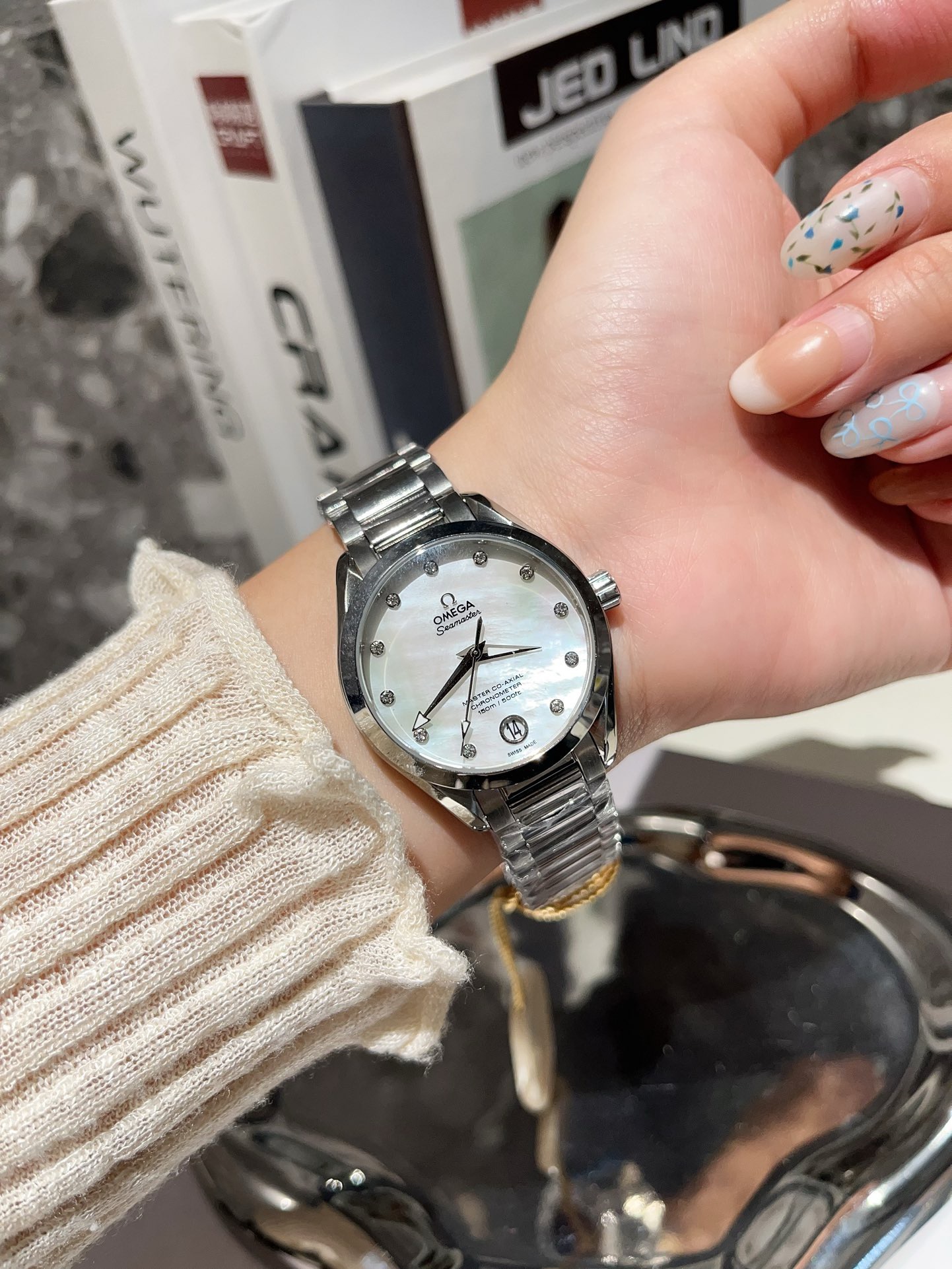 Omega Seamaster Ladies Watch 34mm Quartz MOP Mother Of Pearl Dial Diamond Markers Stainless Steel Women Wristwatch