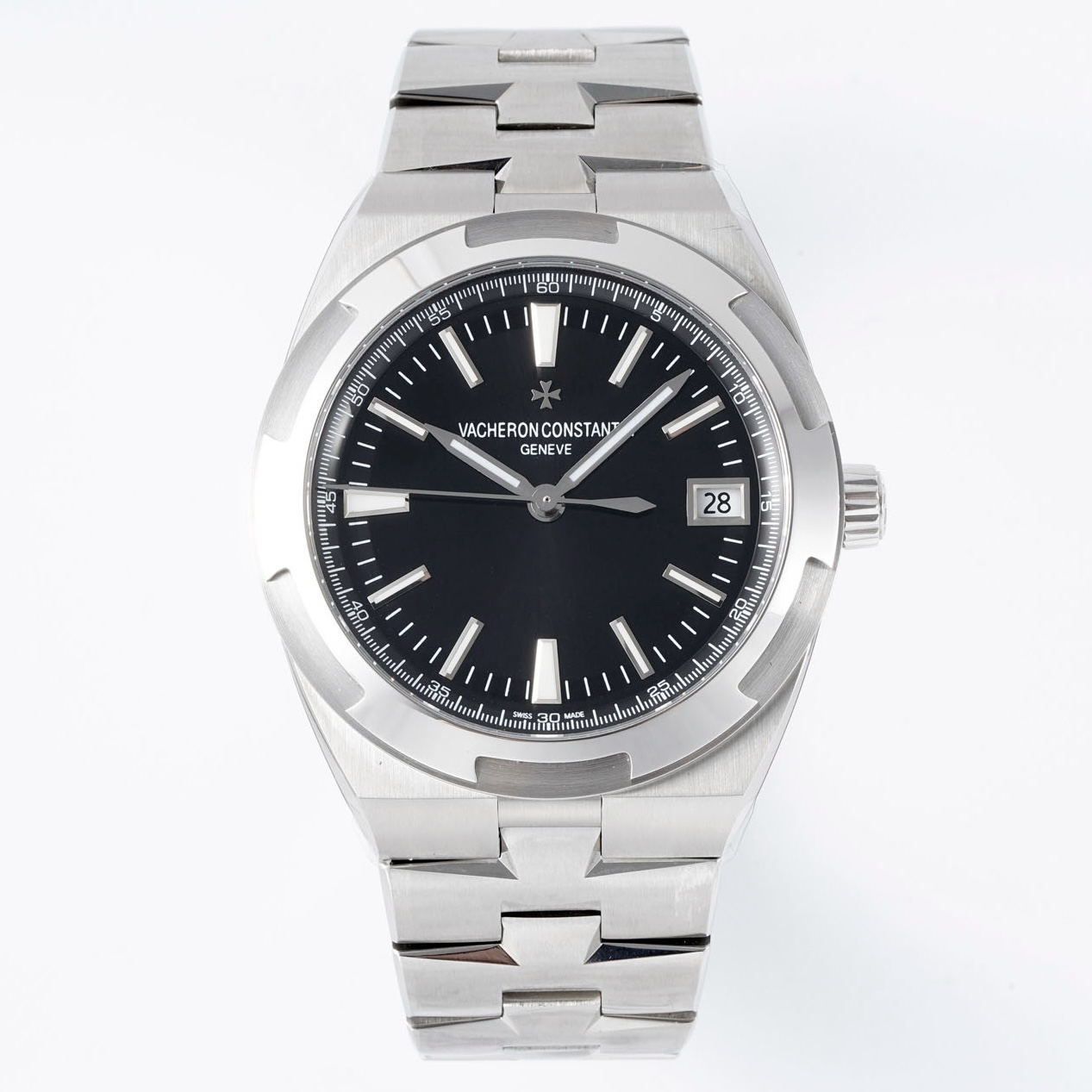 Vacheron Constantin Overseas 4500 Watch 41mm | Modified Cal.5100 Movement, Quick Release Bracelet