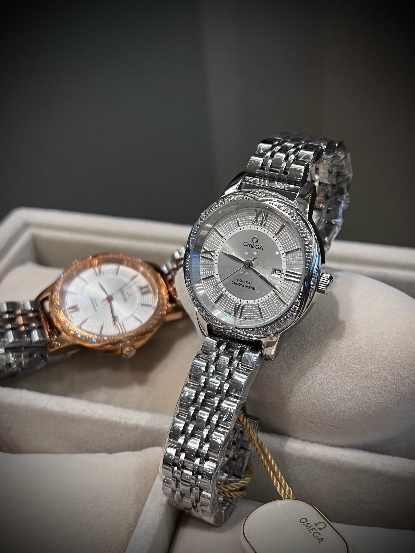 OMEGA Women Quartz Watch 35mm, Diamond Bezel Stainless Steel Watch