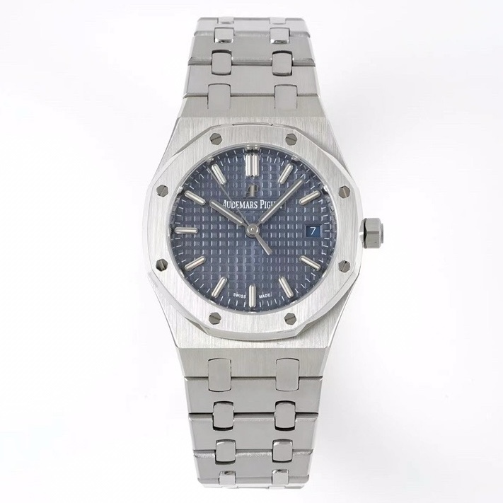 Audemars Piguet Royal Oak Ladies Automatic Watch 34mm, Ref.77350 / 77351