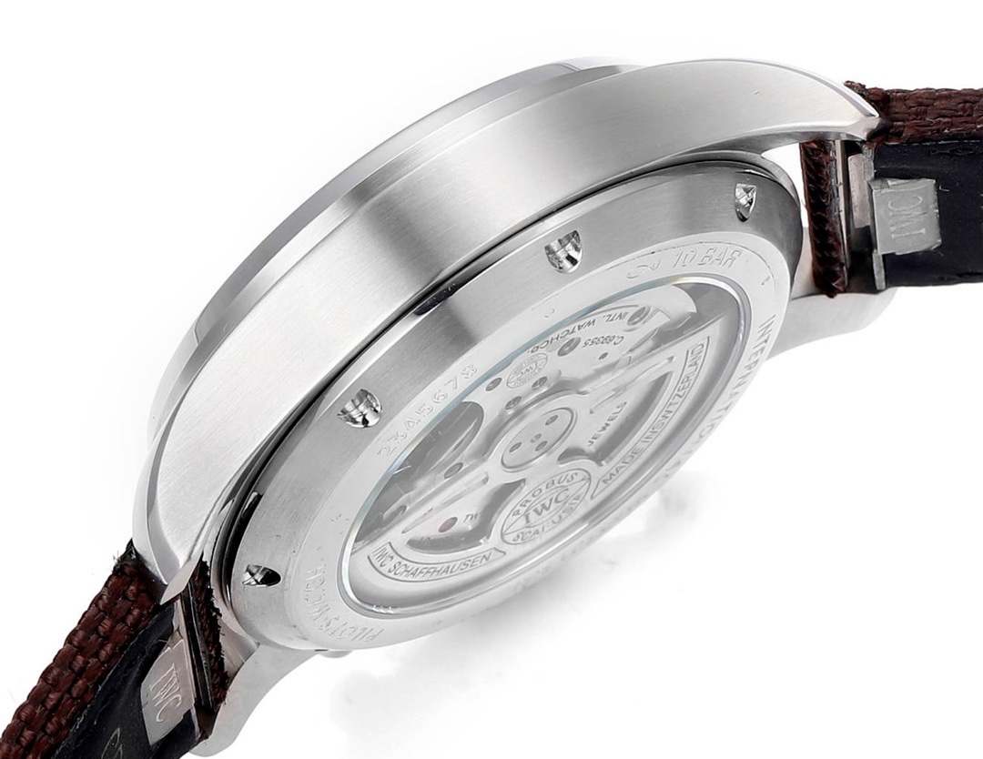 IWC Portuguese Chronograph Watch, New Men's Wristwatch for Business & Daily Wear