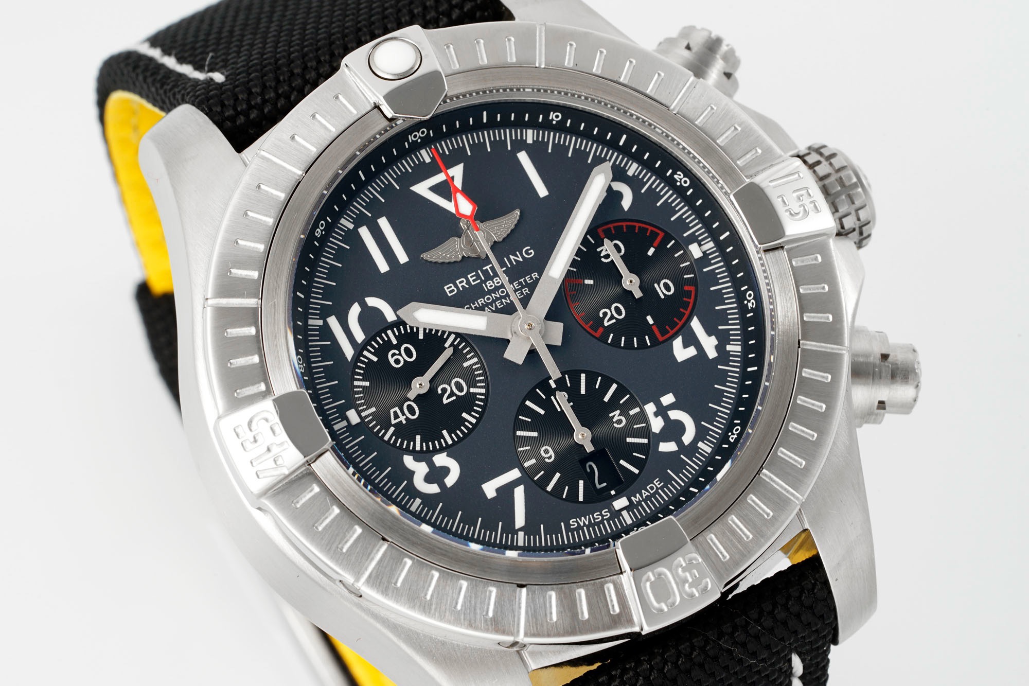 BREITLING Avenger B01 Chronograph 45mm Pilot Watch | BLS Factory Cal.B01 Modified Movement