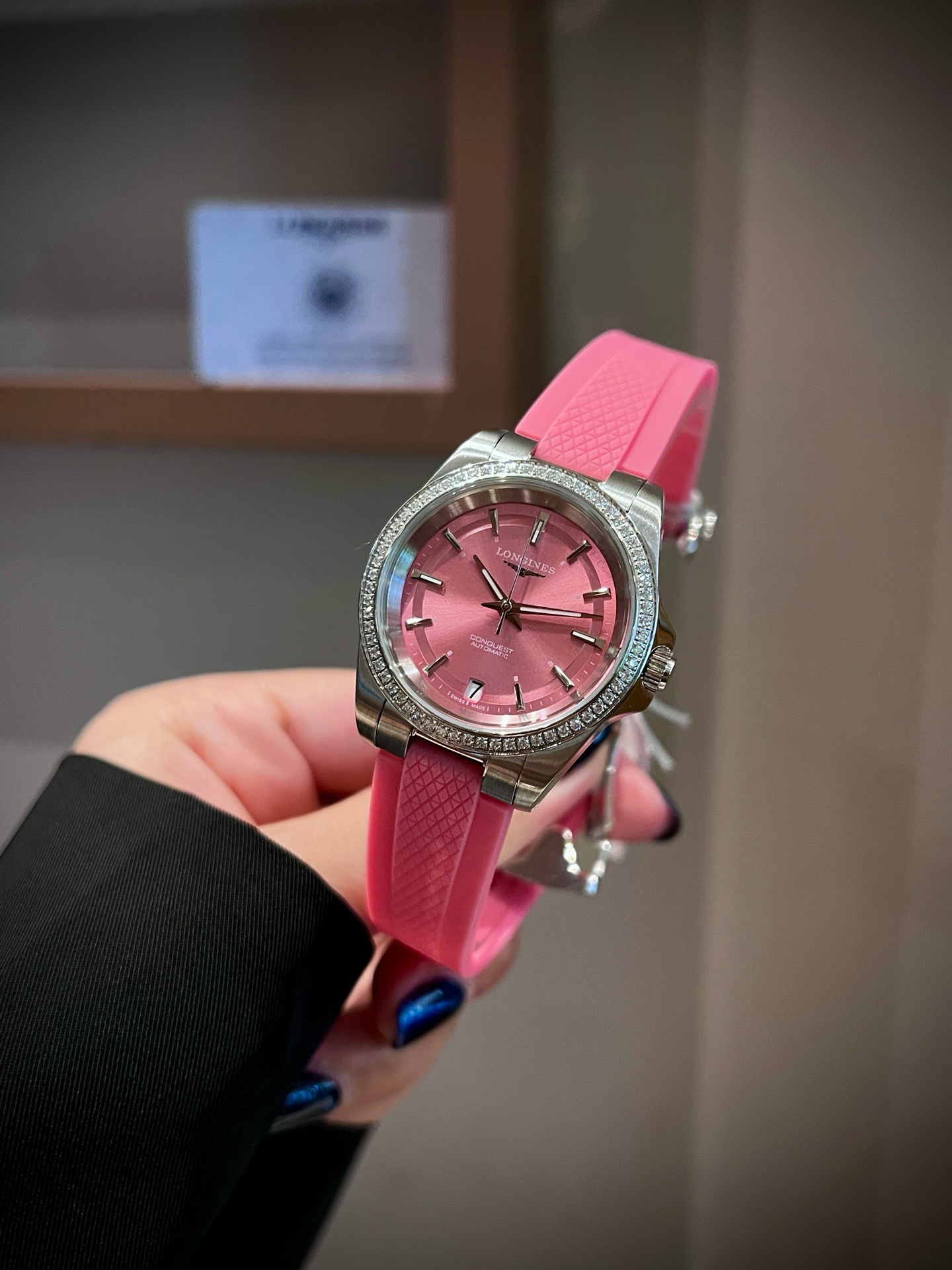 Longines Conquest 34mm Ladies Wristwatch Rubber Band With Luminous Dial
