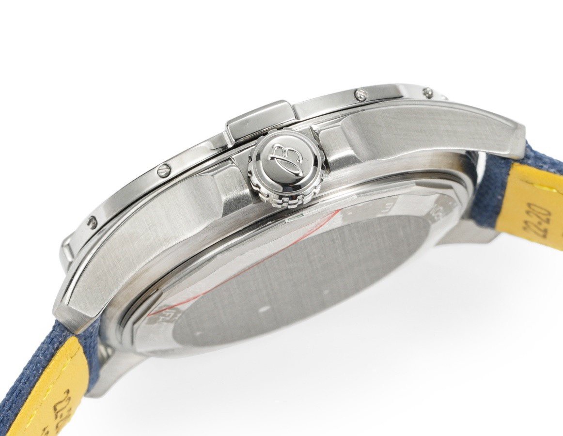 Breitling Avenger A17328101 42mm Swiss Automatic Watch
