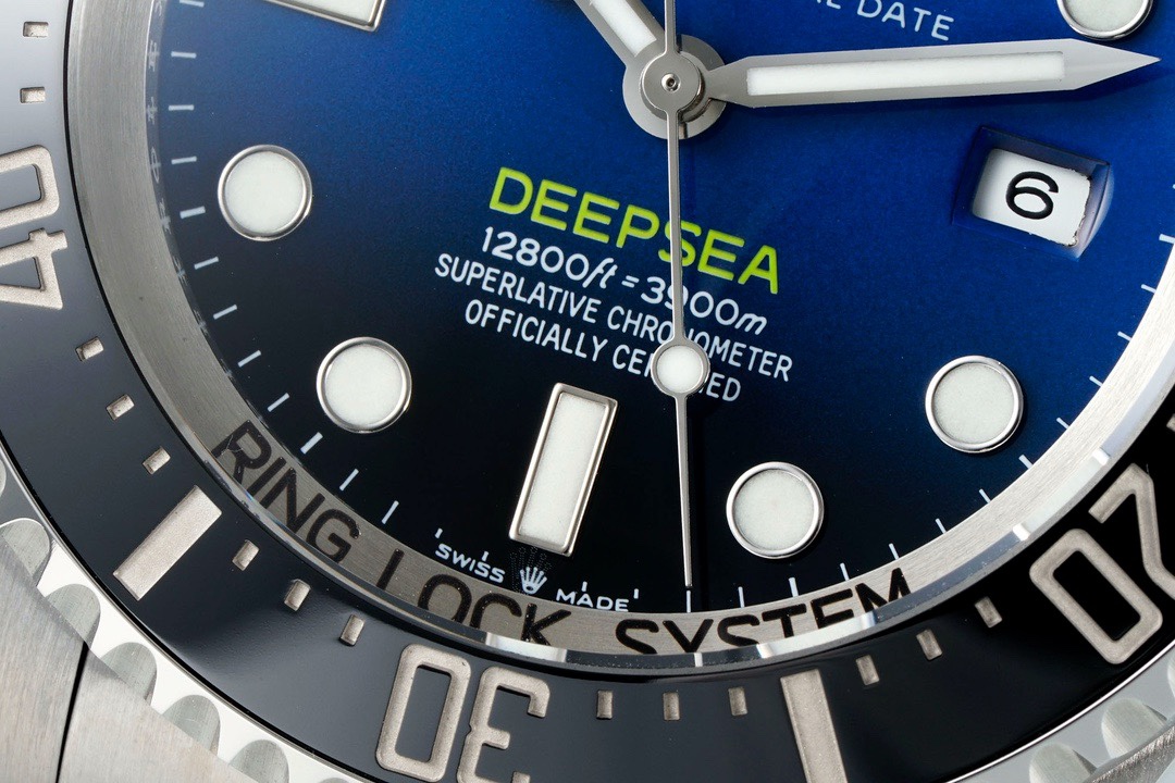 Rolex Sea-Dweller Deepsea 44mm Dive Watch 904L Steel 3235 Integrated Movement