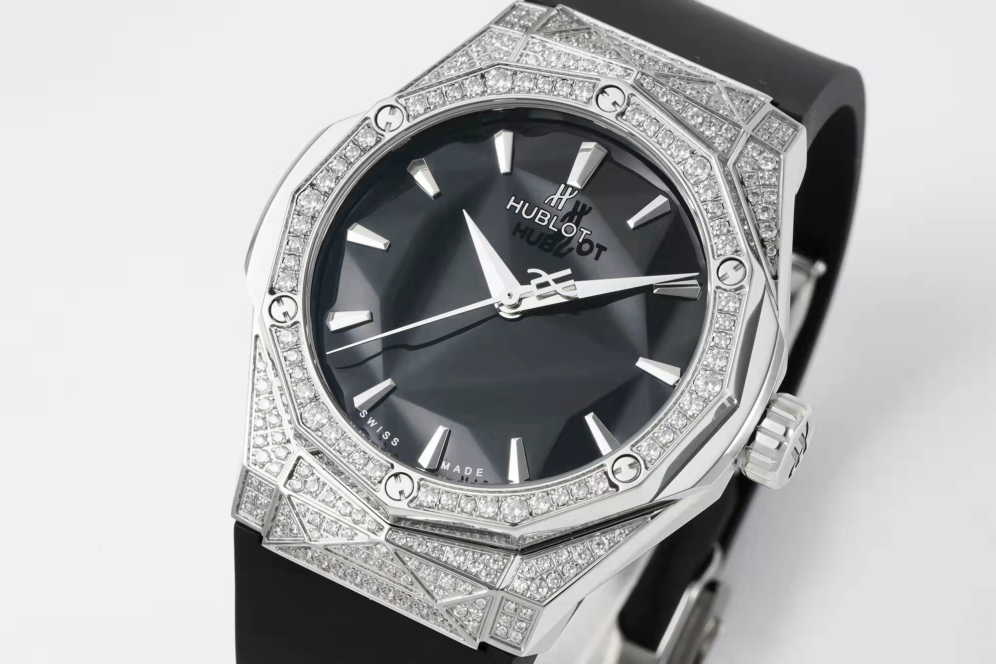 Hublot x Richard Orlinski Co-branded Watch APS Top Replica, 40mm Faceted Polygon Case