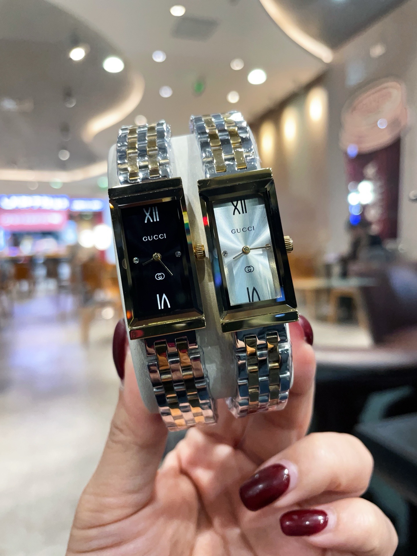 Gucci G-Frame Rectangle Ladies Watch Roman Numeral Dial Stainless Steel Bracelet Women Wristwatch