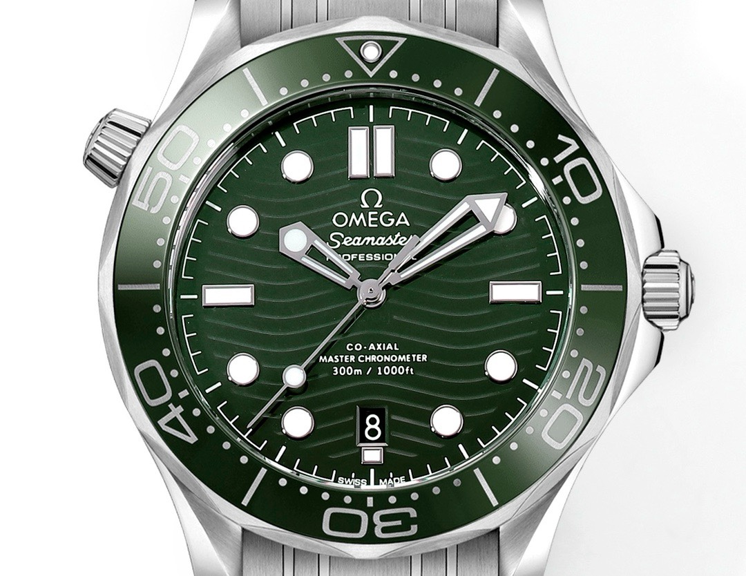Omega Seamaster 300M Co-Axial Diving Watch 42mm Stainless Steel Bracelet