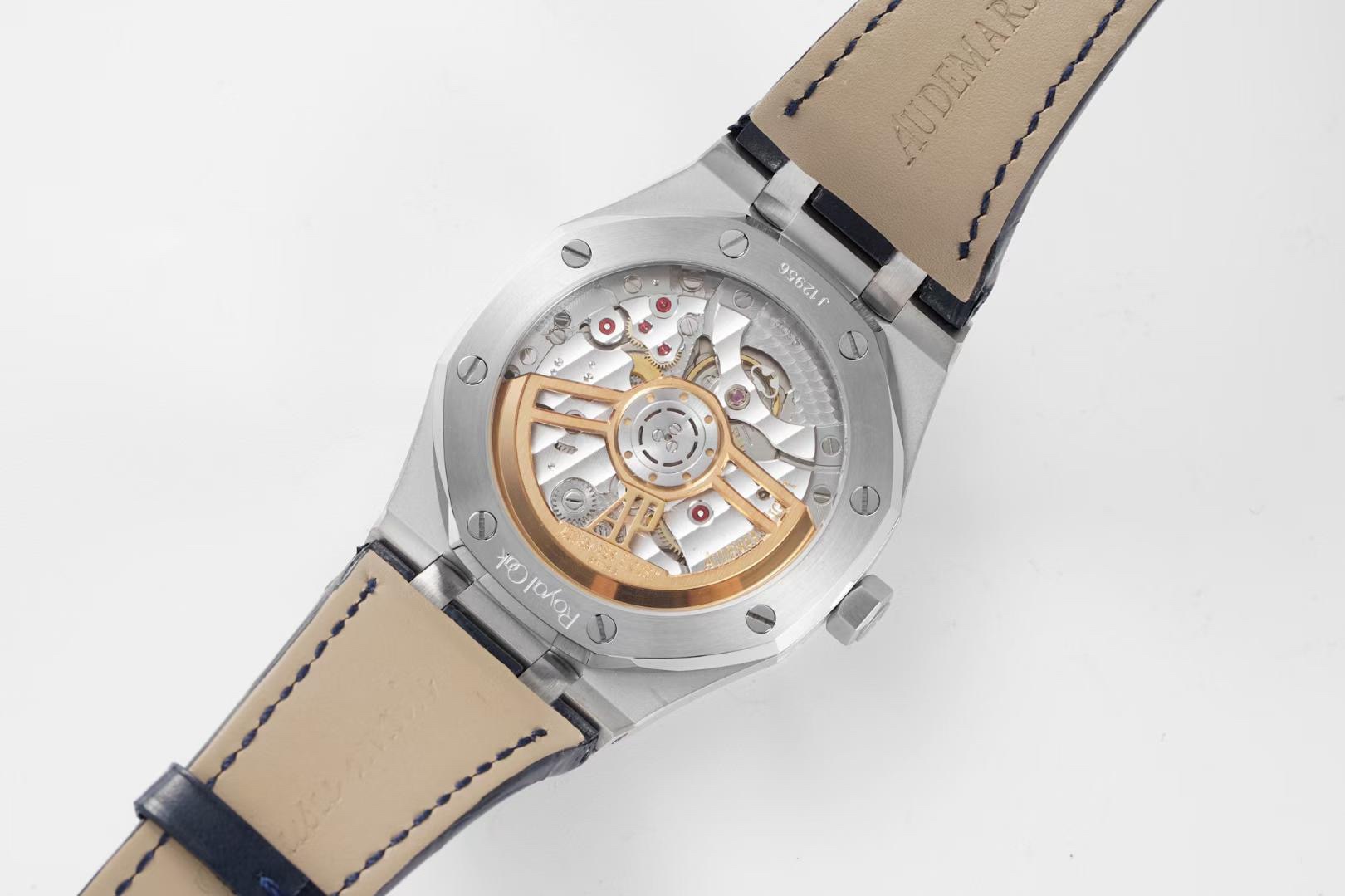 Audemars Piguet Royal Oak 15500 41mm Automatic Watch Modified Cal.4302 Movement