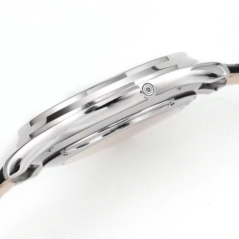 Jaeger-LeCoultre Master Ultra Thin Moon Automatic Watch, Multiple Dial & Case Color Options