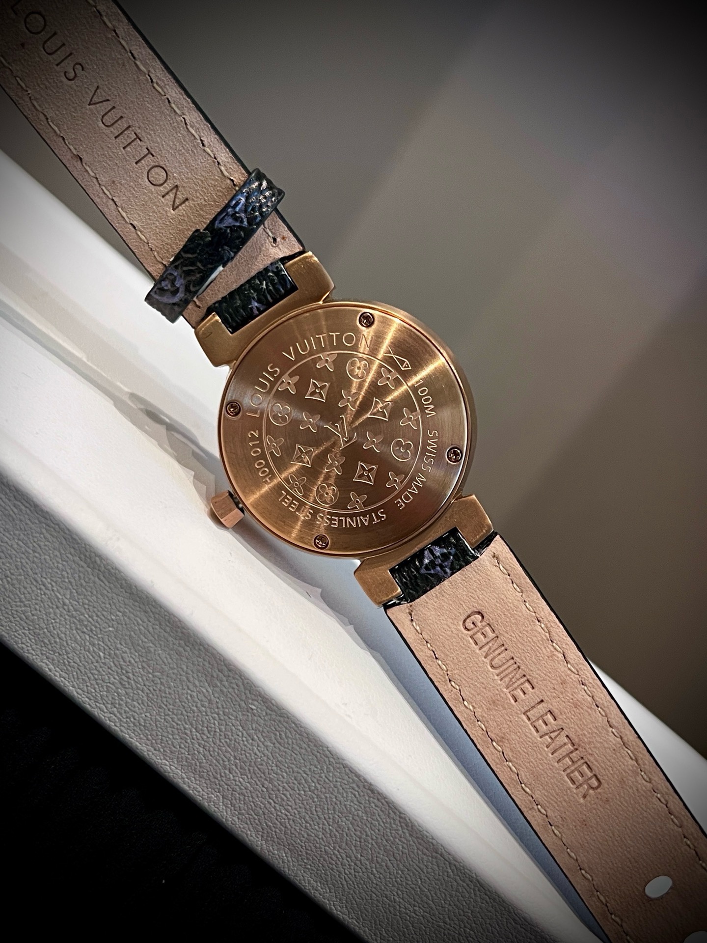 Louis Vuitton Tambour Slim 34mm Women Watch, Inlaid Crystal Dial Quick Release Leather Band
