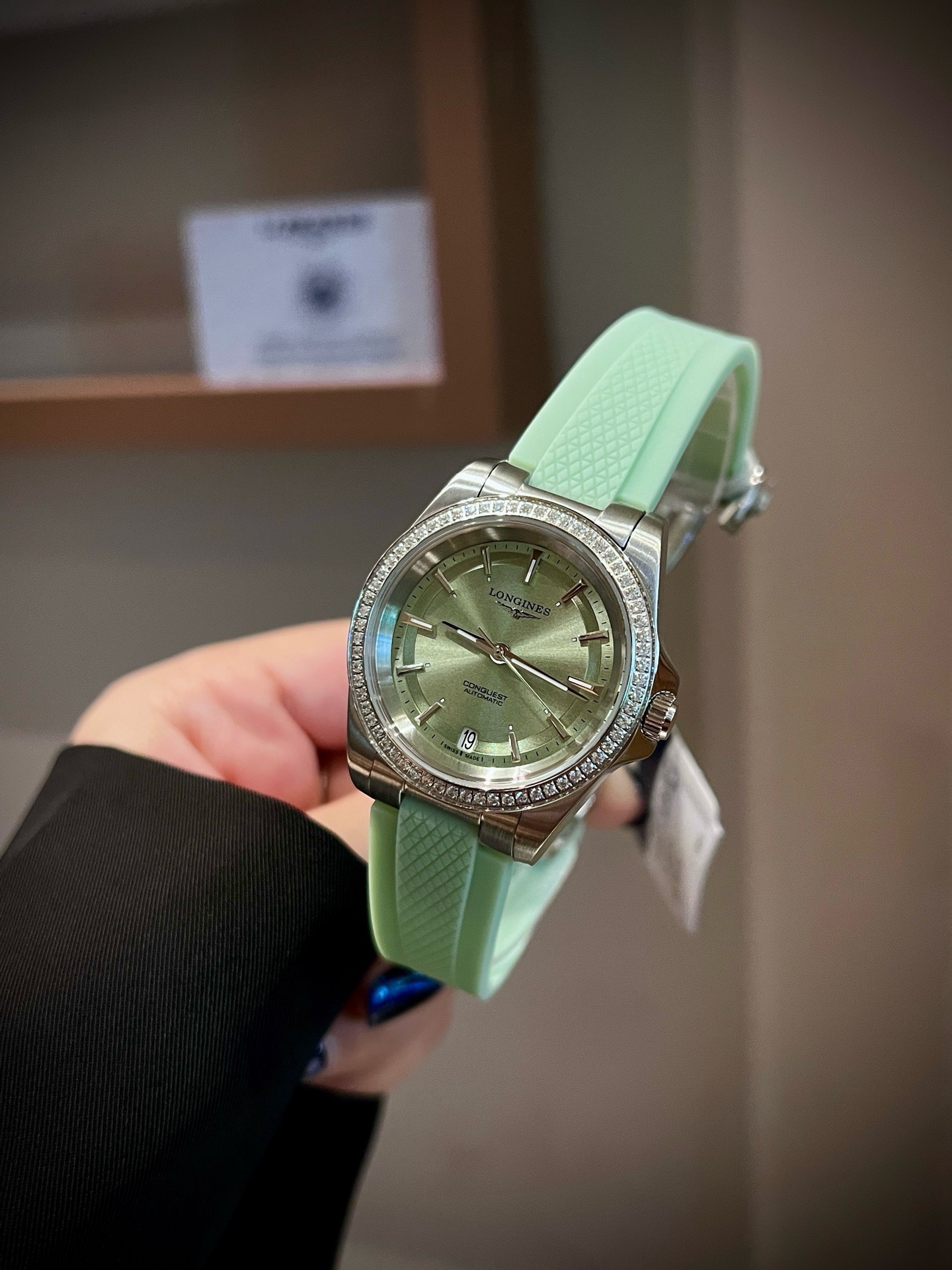 Longines Conquest 34mm Ladies Wristwatch Rubber Band With Luminous Dial