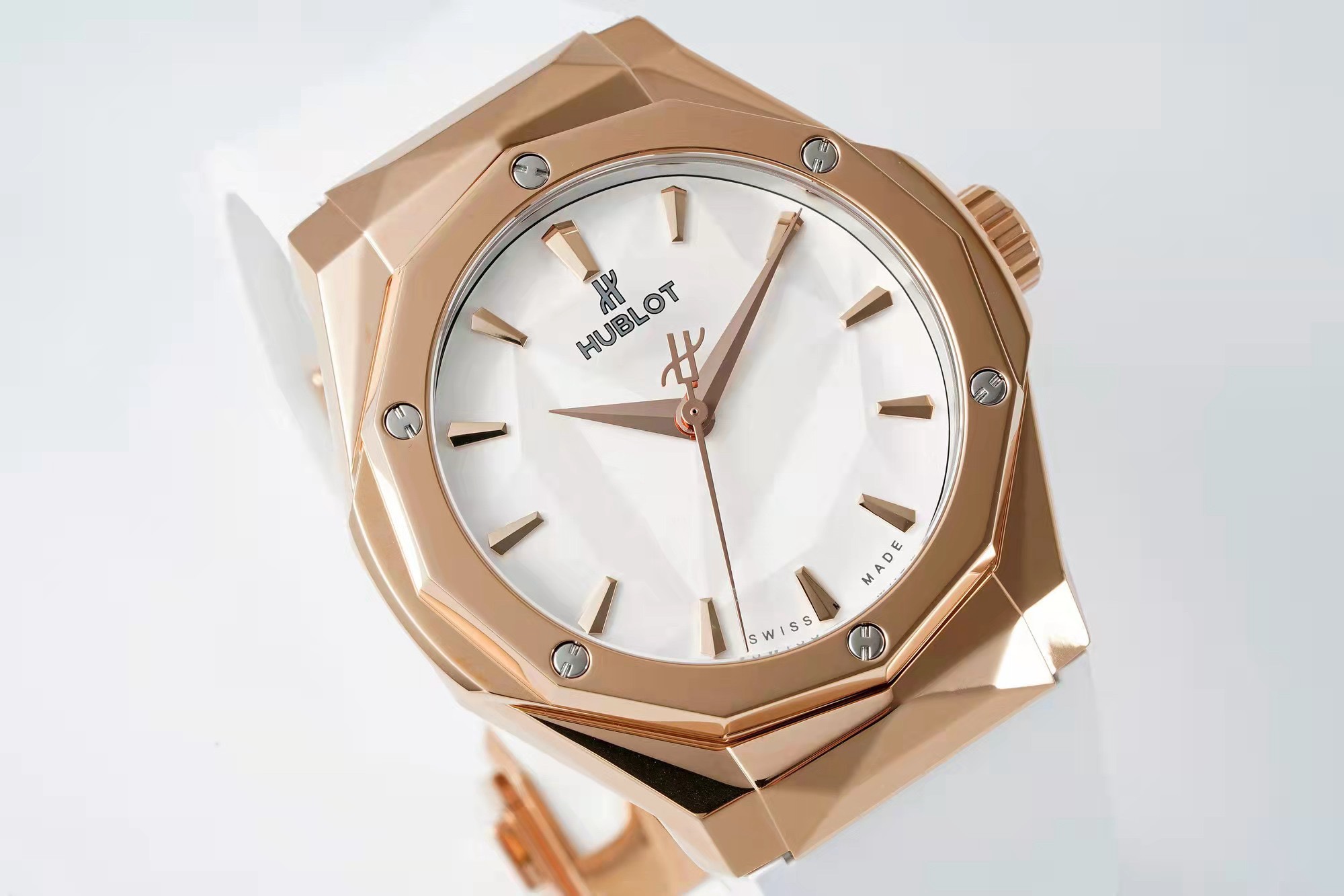 Hublot x Richard Orlinski Co-branded Watch APS Top Replica, 40mm Faceted Polygon Case