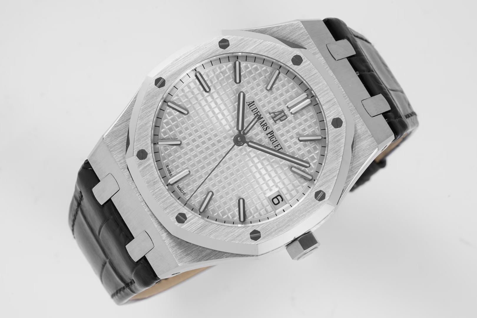 Audemars Piguet Royal Oak 15500 41mm Automatic Watch Modified Cal.4302 Movement