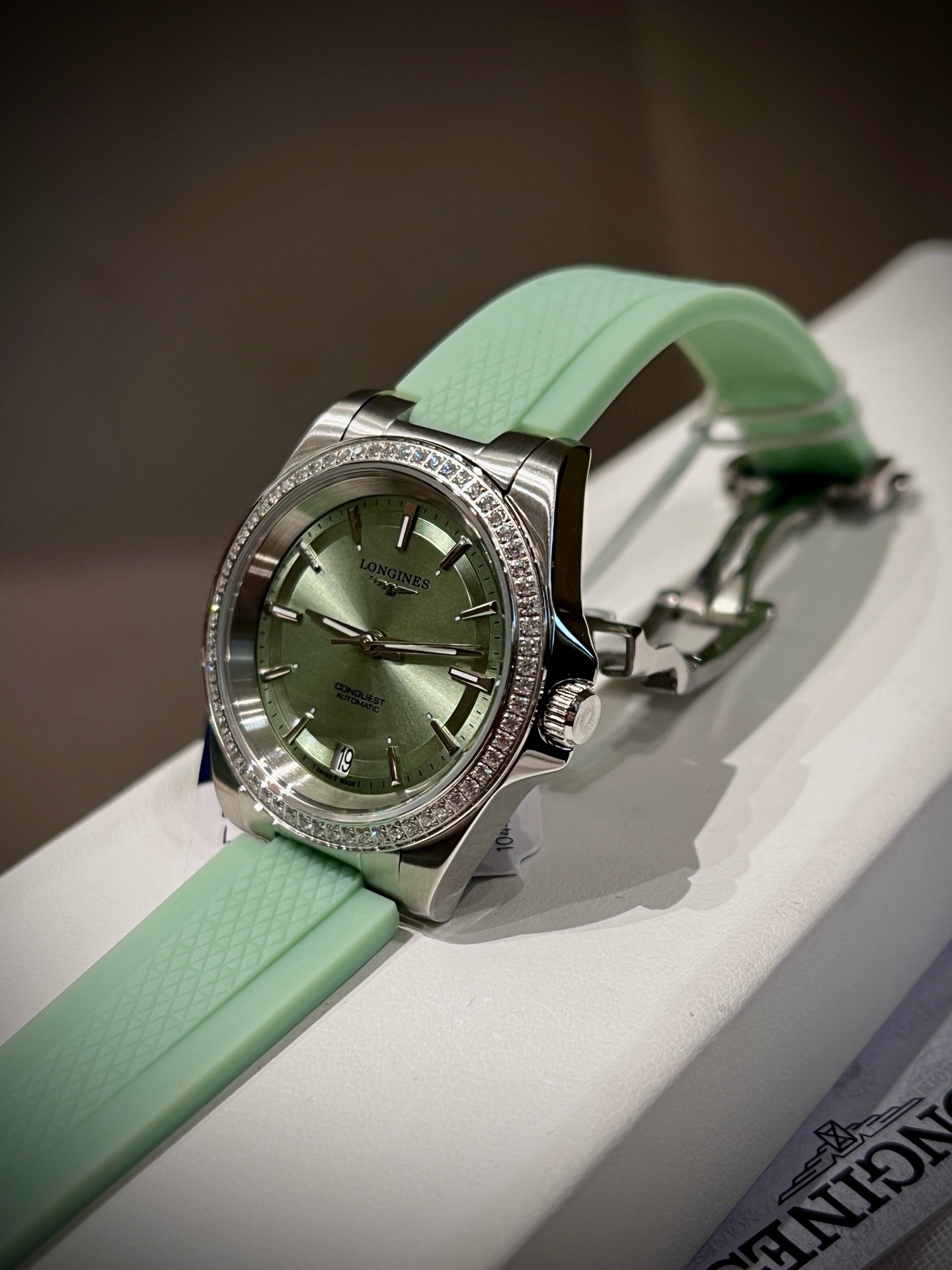 Longines Conquest 34mm Ladies Wristwatch Rubber Band With Luminous Dial