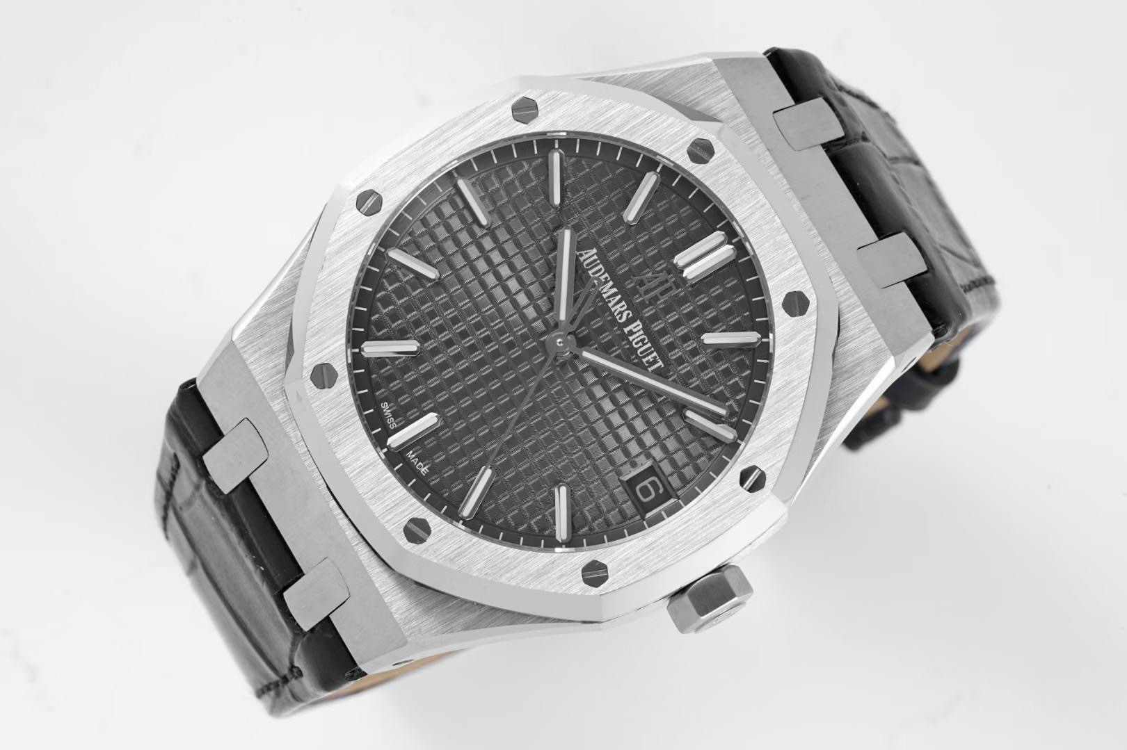 Audemars Piguet Royal Oak 15500 41mm Automatic Watch Modified Cal.4302 Movement
