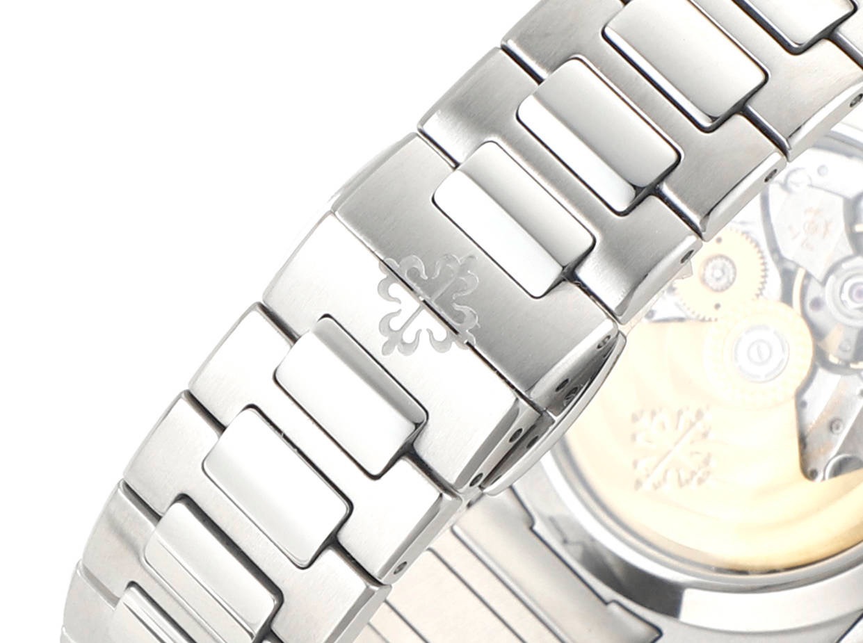 Patek Philippe Nautilus 7118 Ladies Watch | Custom Cal.324SC