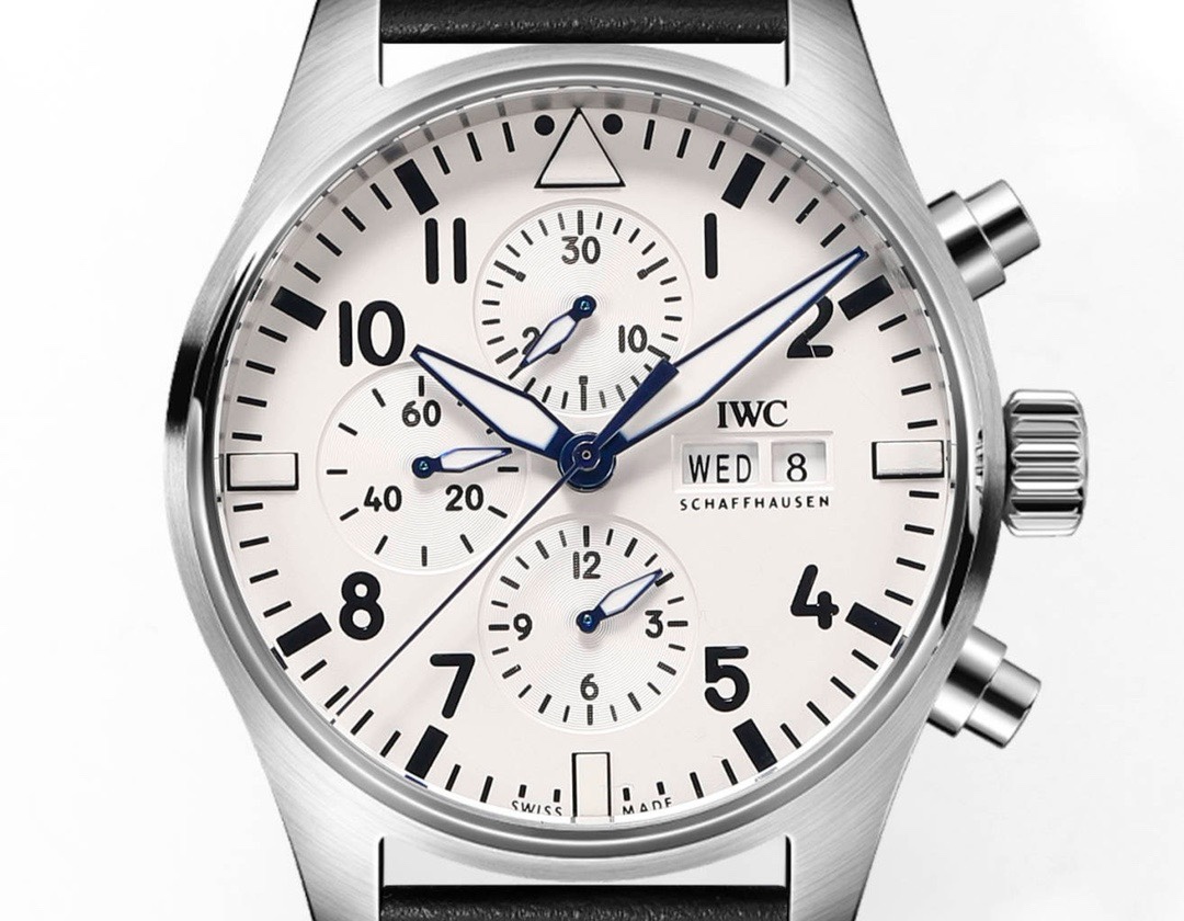 IWC Portuguese Chronograph Watch, New Men's Wristwatch for Business & Daily Wear