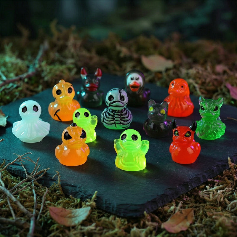 🎃🐤 Halloween-Mini-Enten aus Kunstharz – 12 gruselige Motive, winzige Deko-Figuren (1 Zoll)