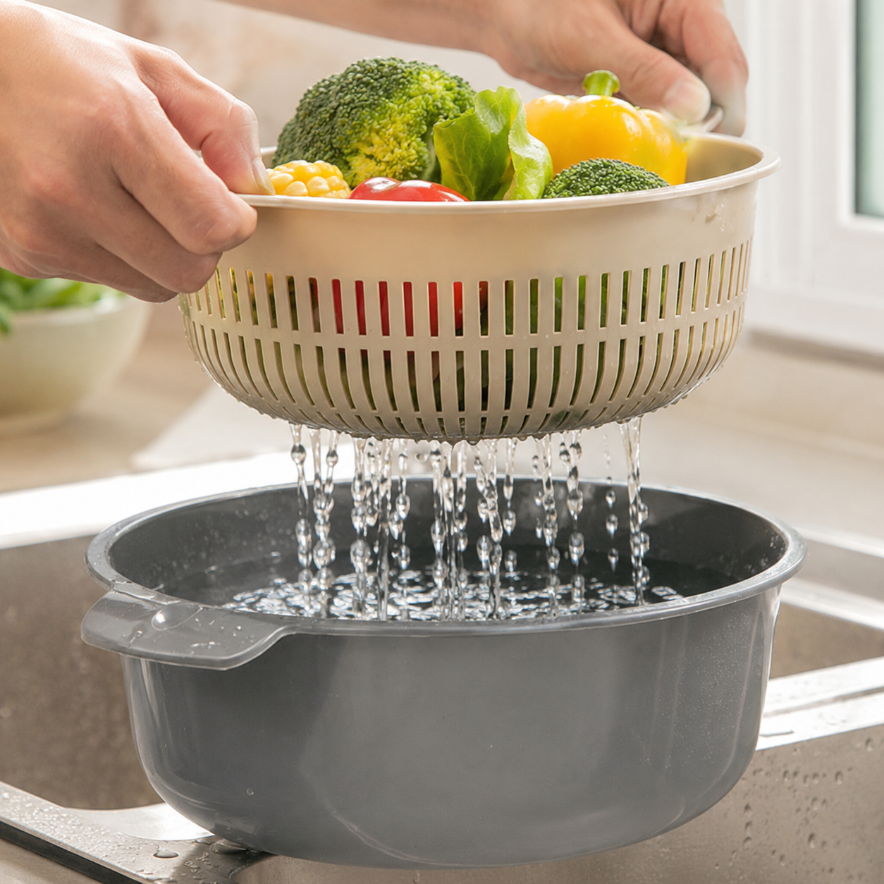 Multifunktionales, doppelwandiges Gemüsewaschbecken mit integriertem Abtropfkorb, tragbarer, kreativer Obstteller für die Küche, Wohnzimmertisch