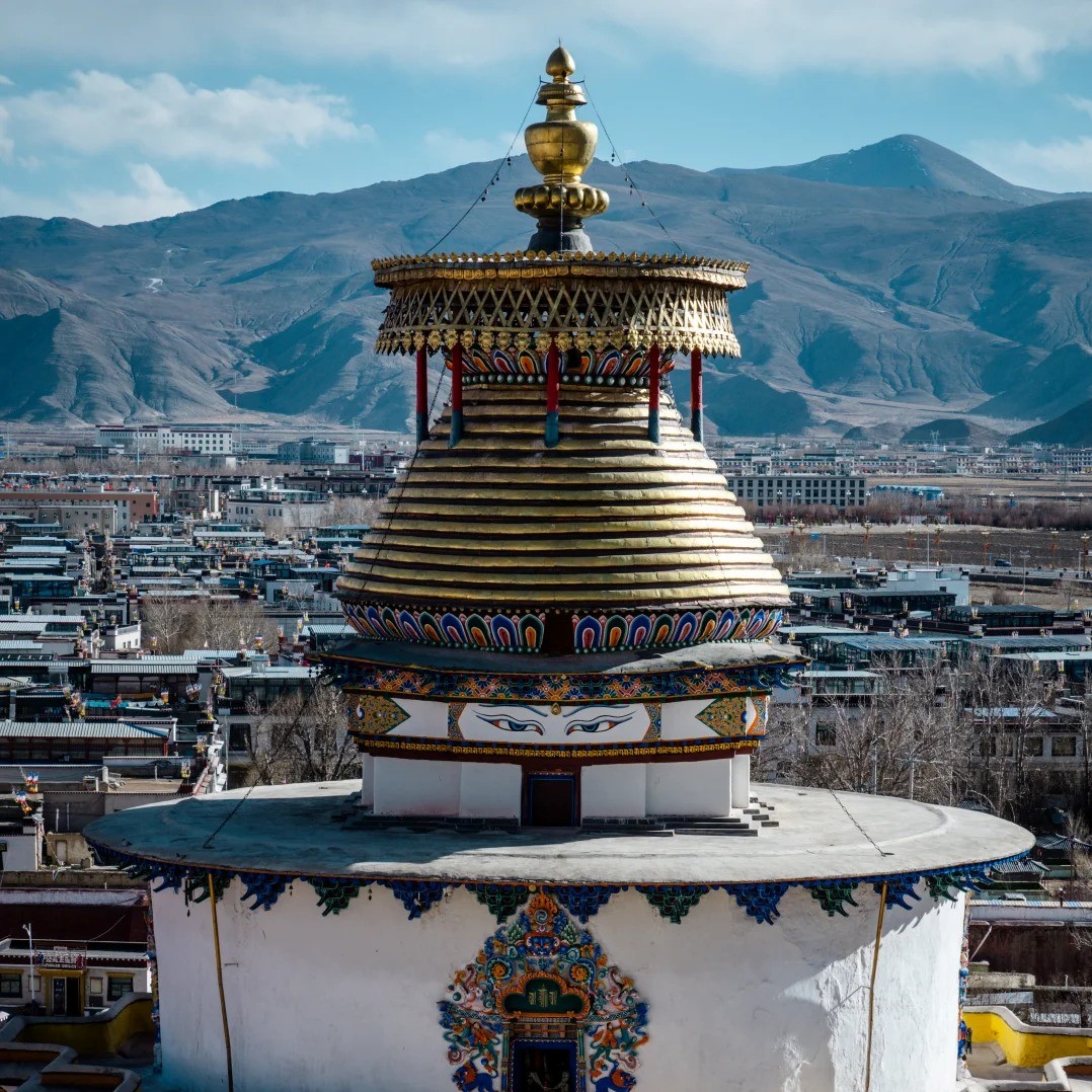 Xizang-Xigaze Baiju Temple Scenic Spot