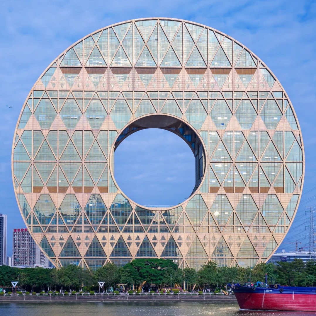 Guangdong-Guangzhou Circle Building
