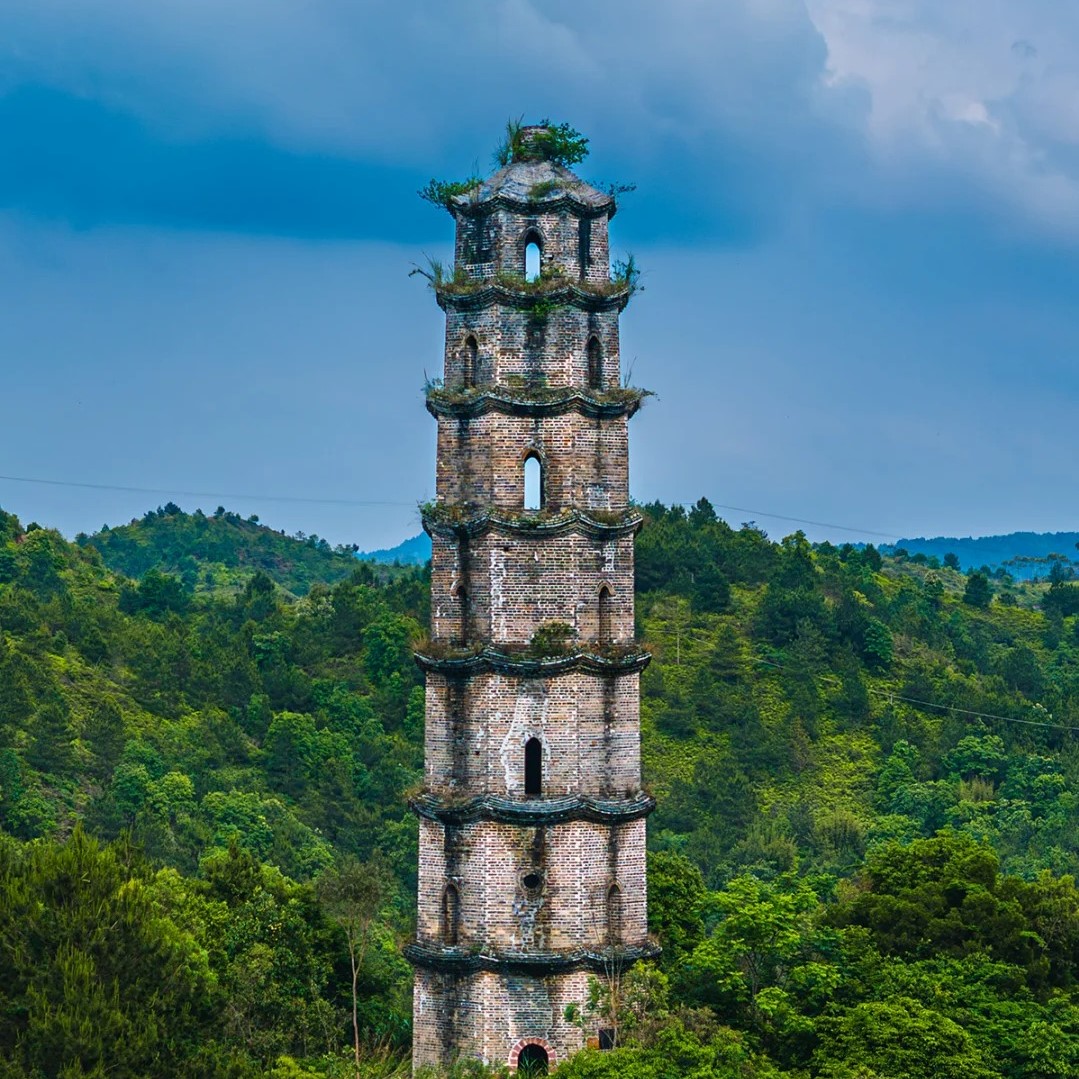 Guangdong-Guangzhou Lingfeng Tower