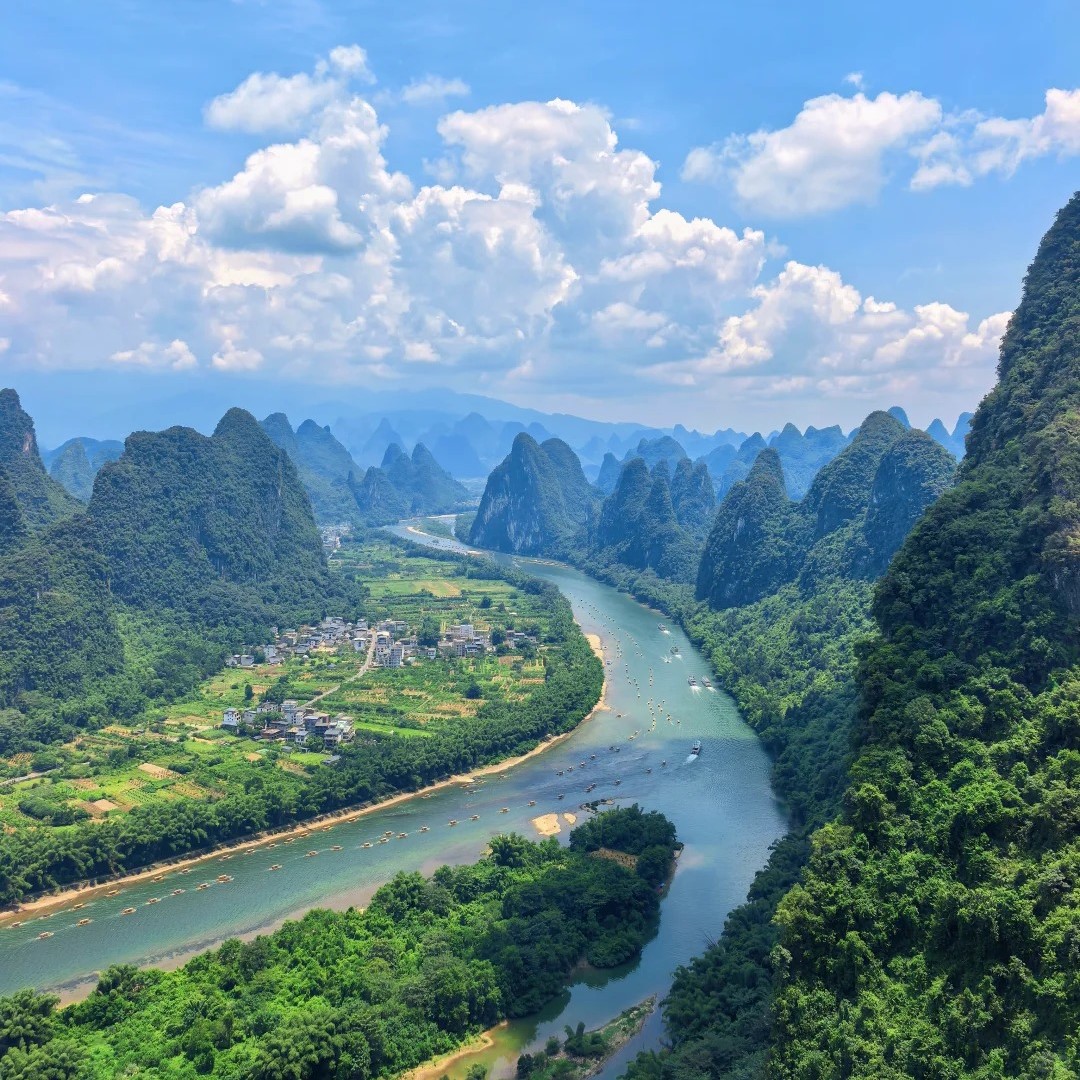 Guangxi-Guilin's Xianggong Mountain Scenic Spot