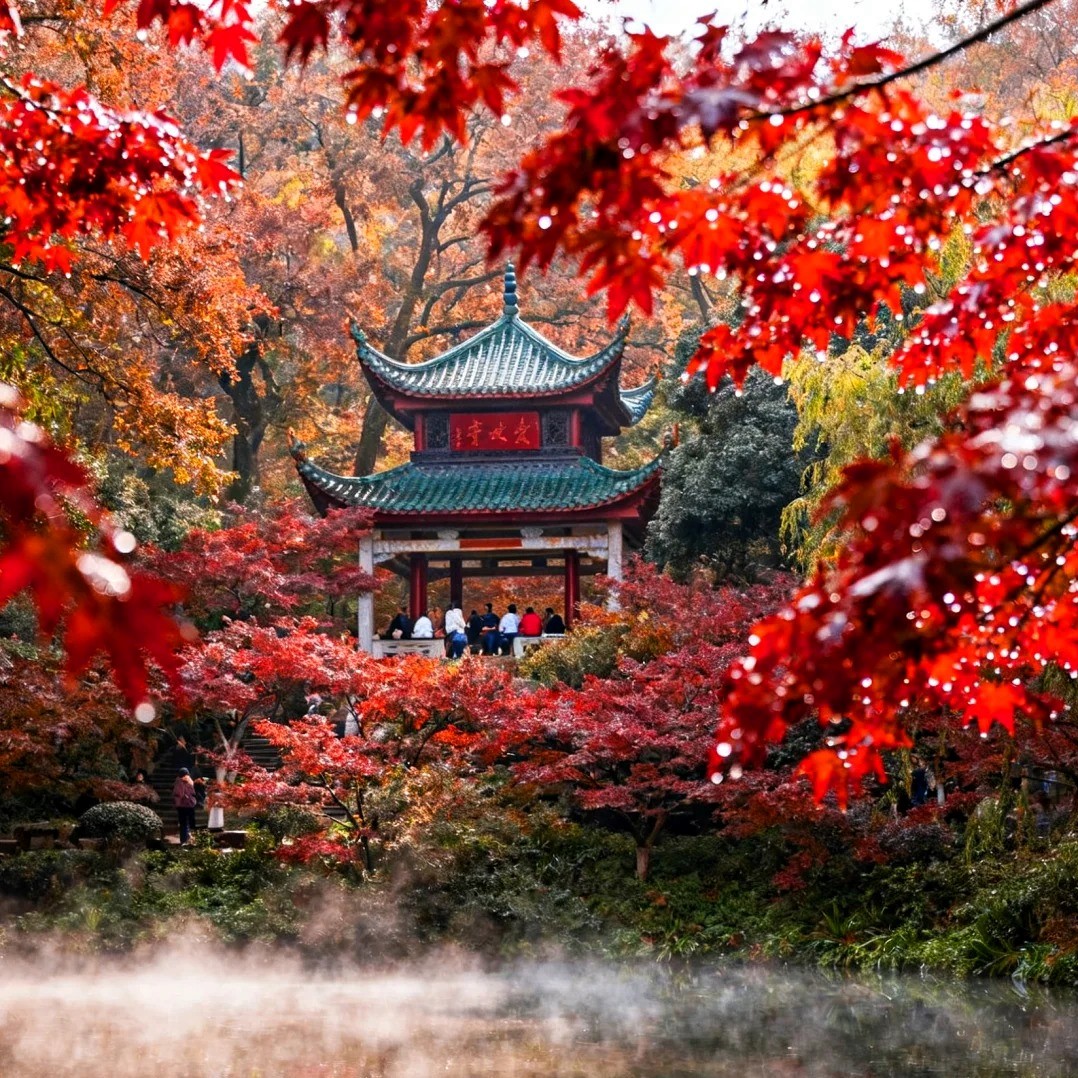 Hunan-Changsha Yuelu Mountain Scenic Area