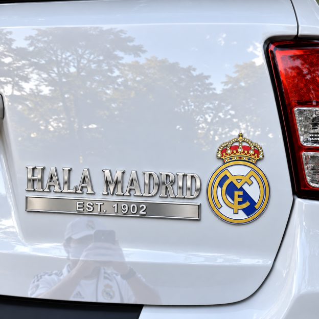 👑 1902 Royal Legacy 3D Metal Car Emblem – Built for Football Glory