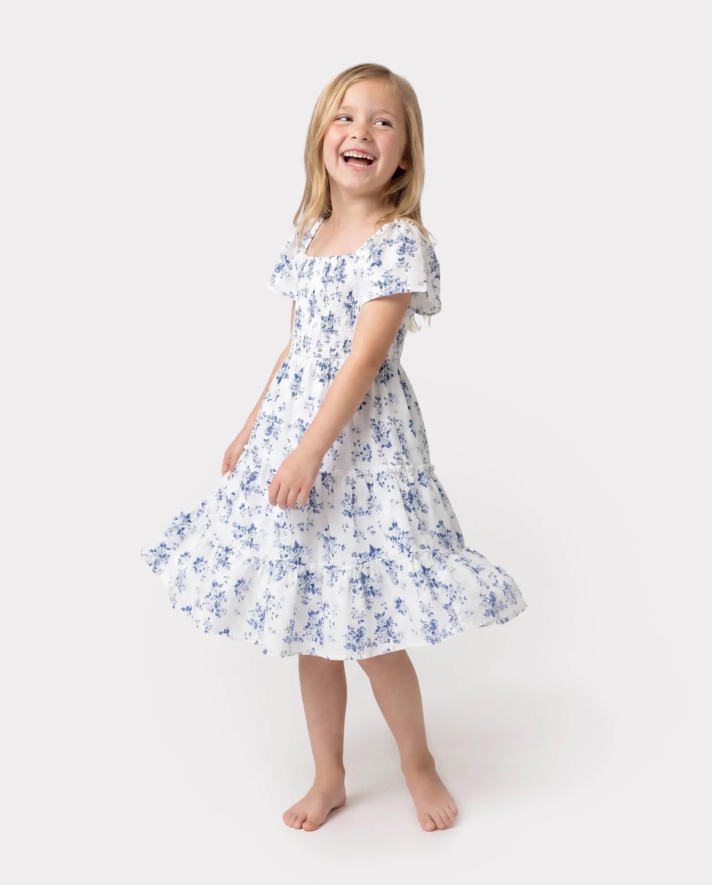 Family Matching Outfit: Floral Smocking Casual Suit BLUEWHITE