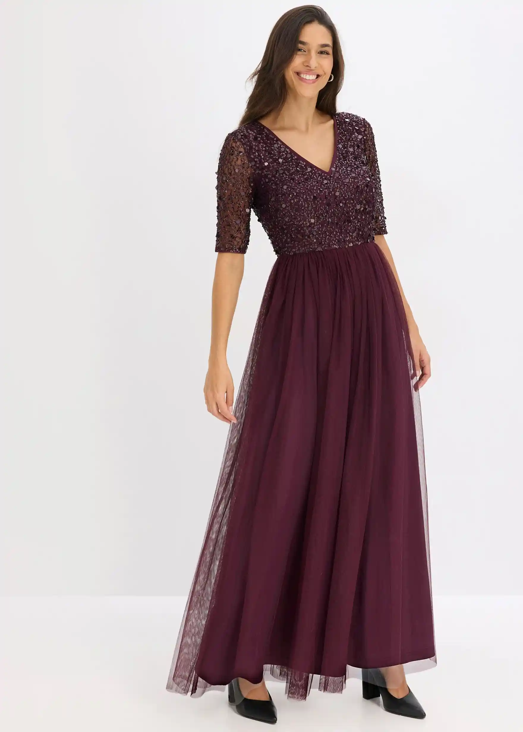 Abendkleid aus zartem Tüll mit Paillettenstickerei - weinrot