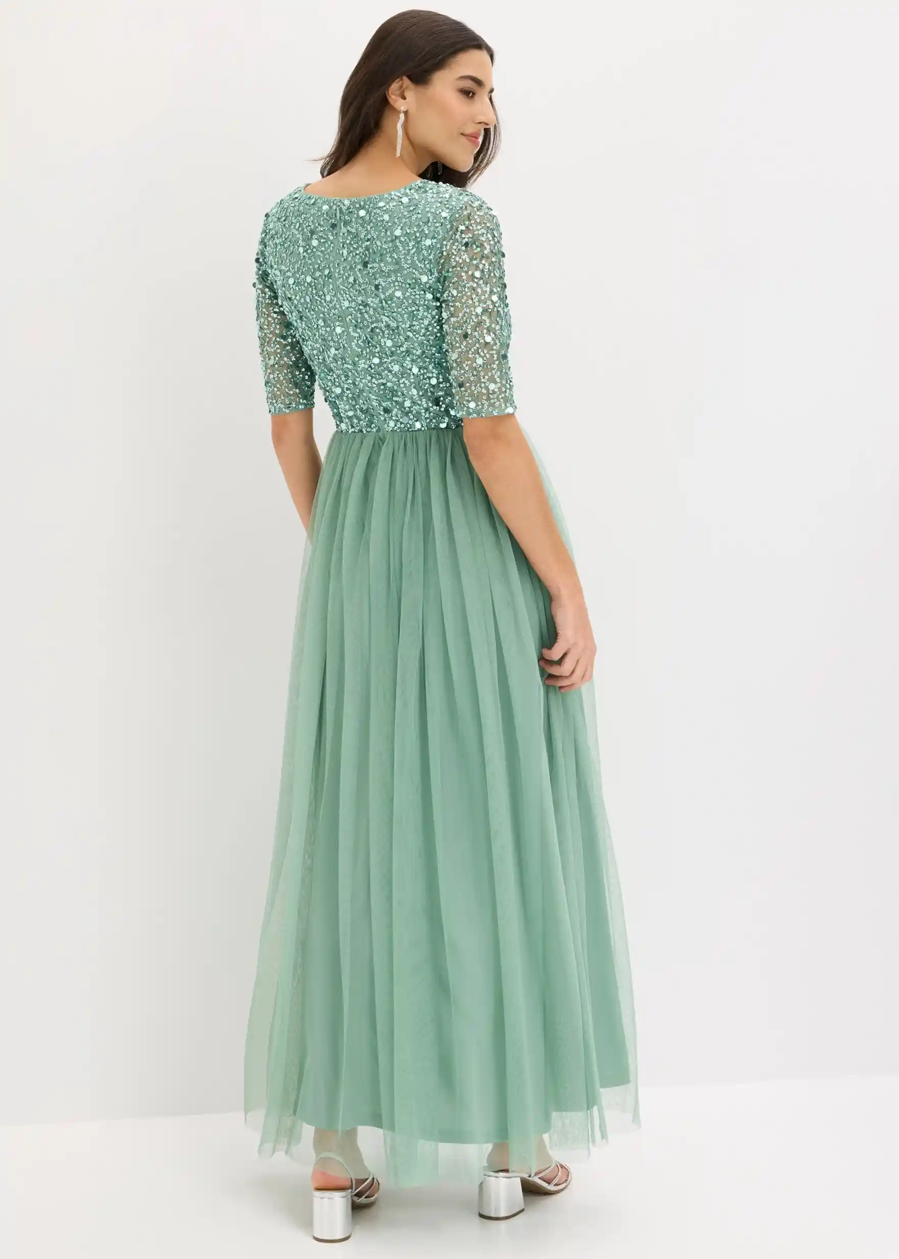 Abendkleid aus zartem Tüll mit Paillettenstickerei - pastellgrün
