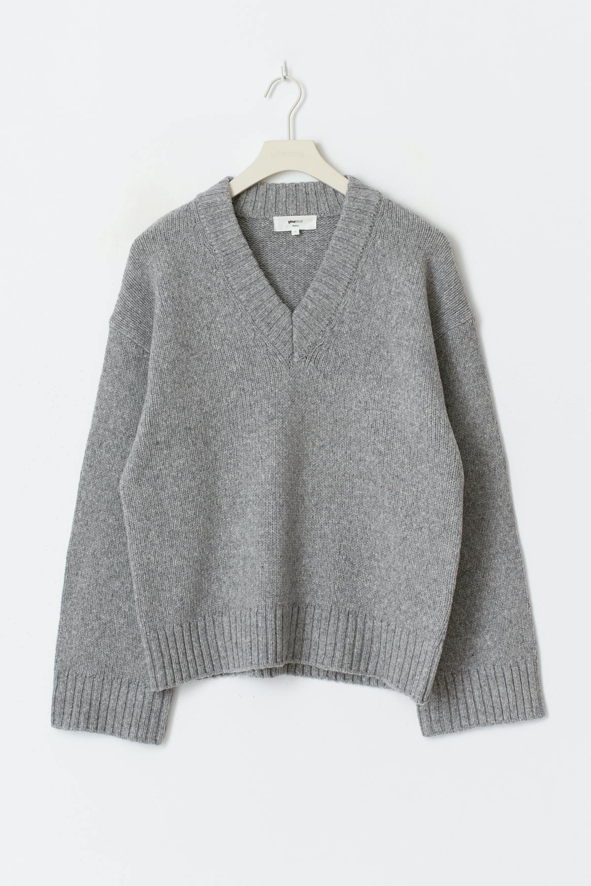 V-neck knitted wool sweater - Grey