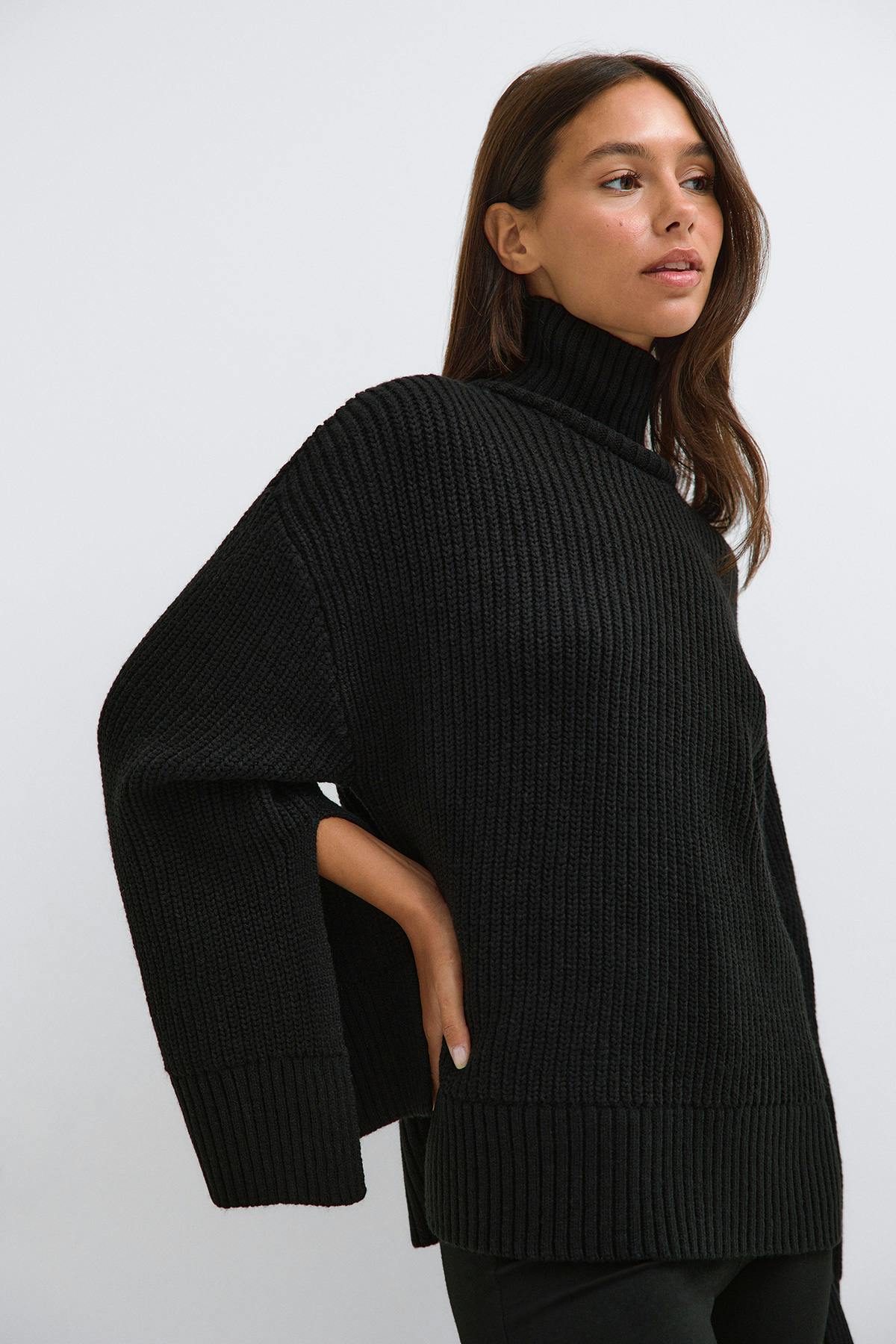 Knitted turtleneck sweater - Black
