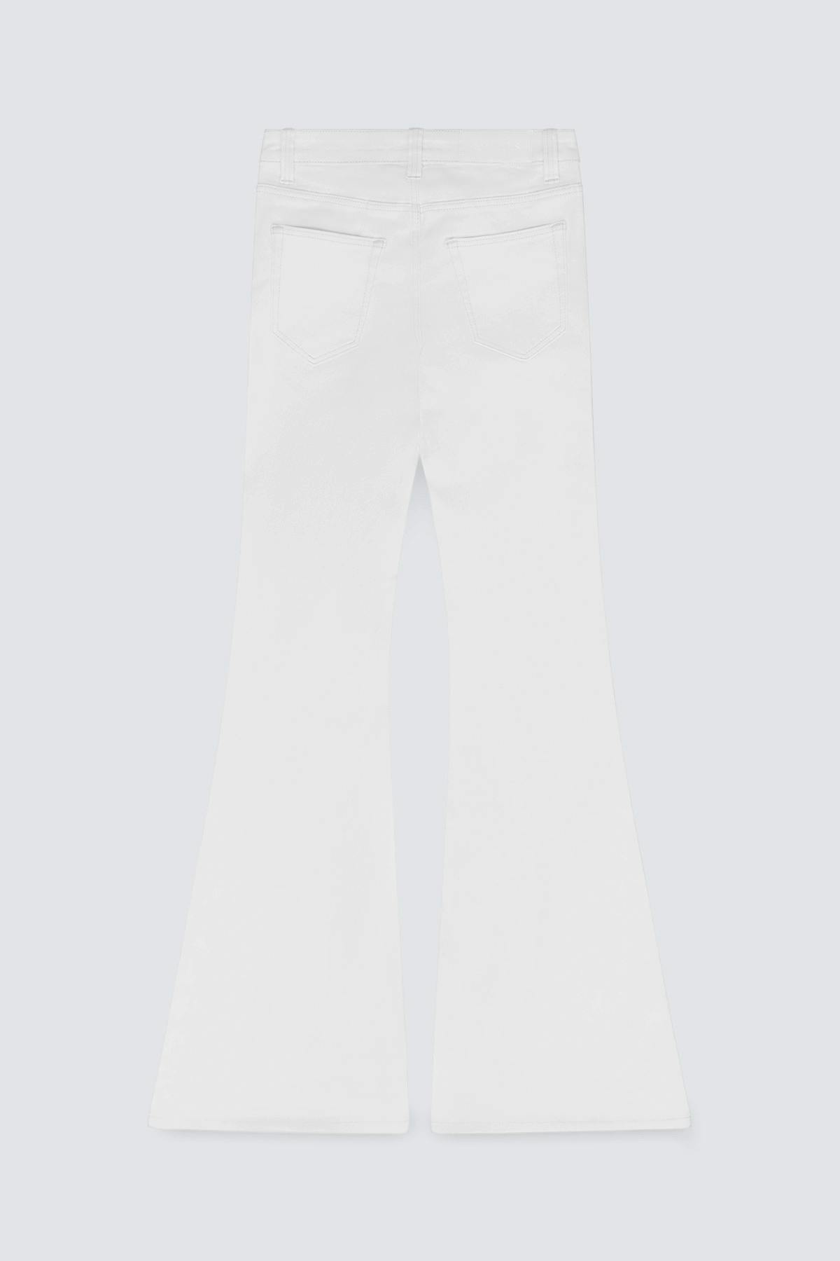 Glow low flare petite jeans - White