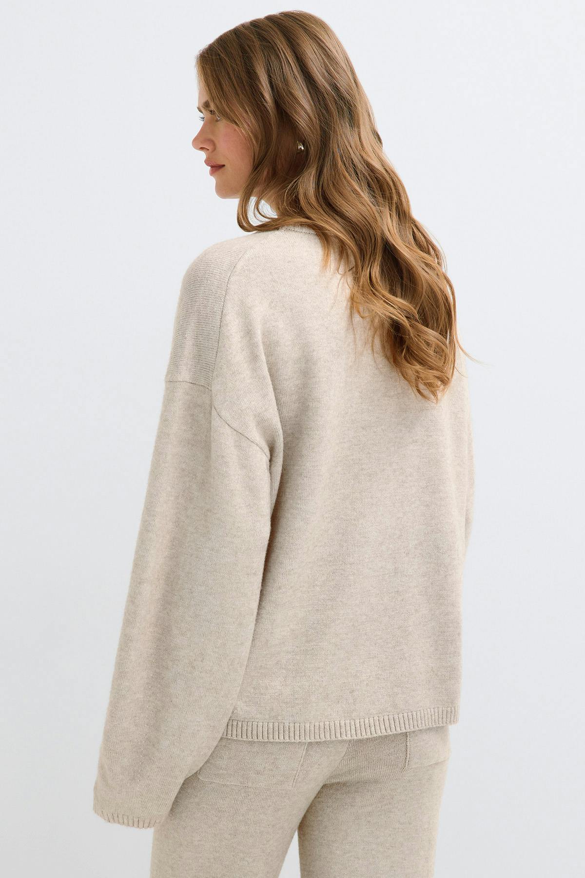 Knitted loungewear sweater - Beige