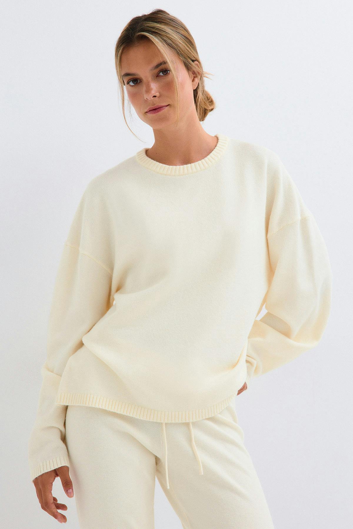 Knitted loungewear sweater - White