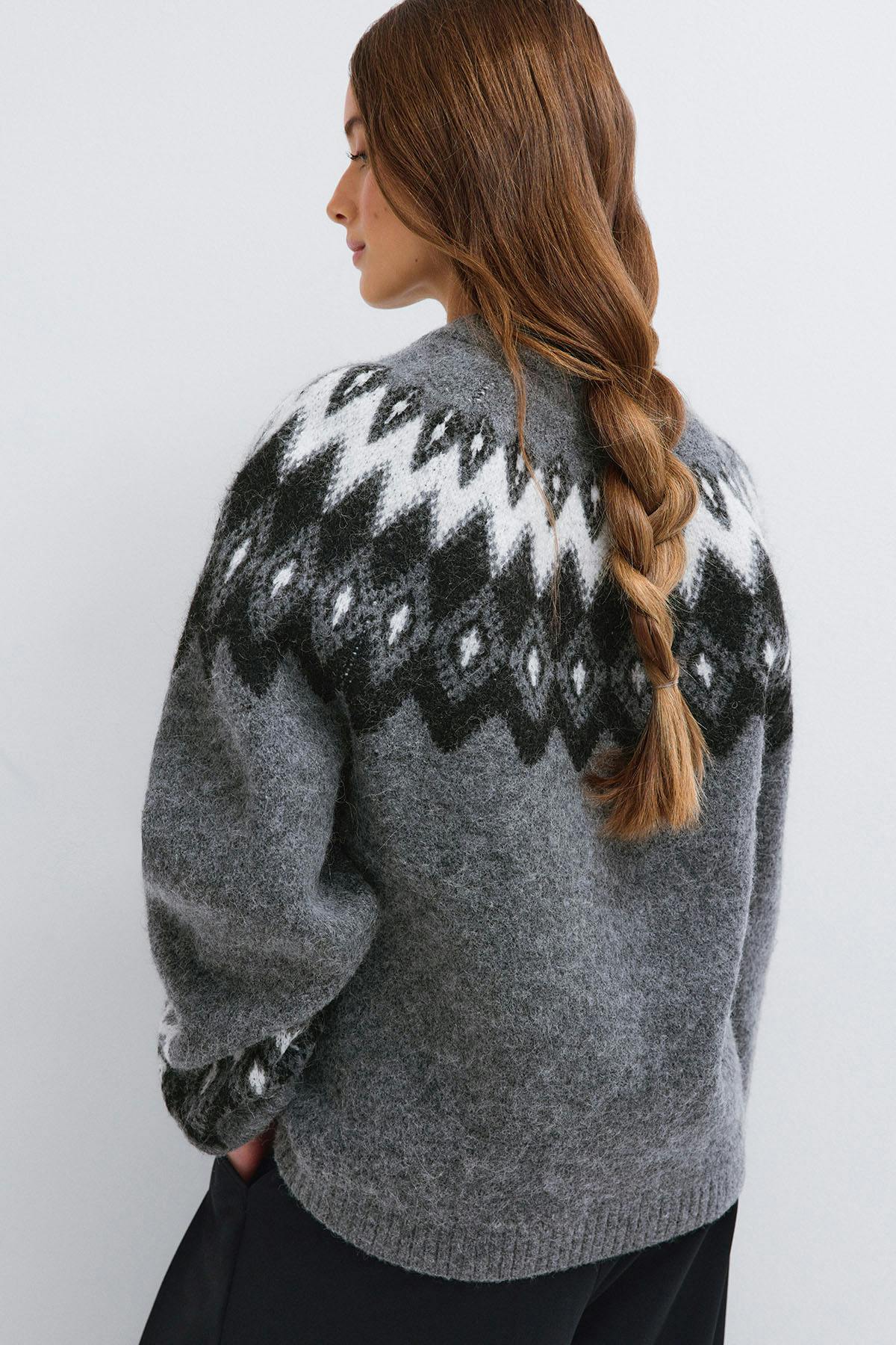 Jacquard knitted sweater - Grey