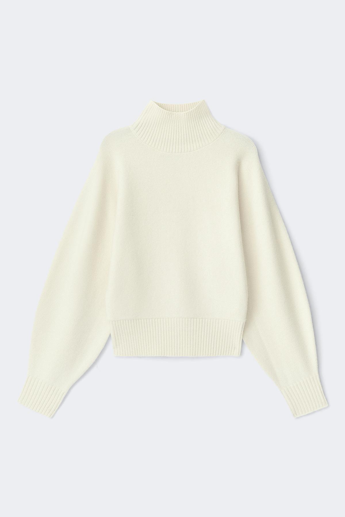 Knitted turtleneck sweater - White