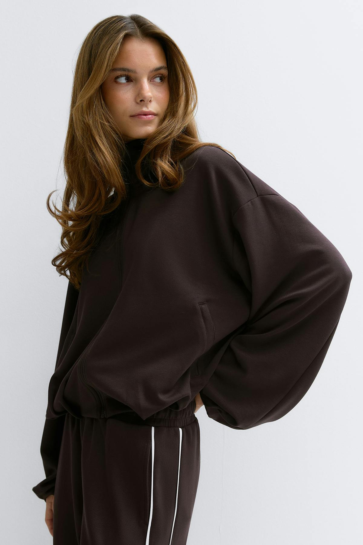 Soft sporty zip jacket - Brown