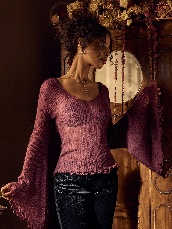 KNITWEAR