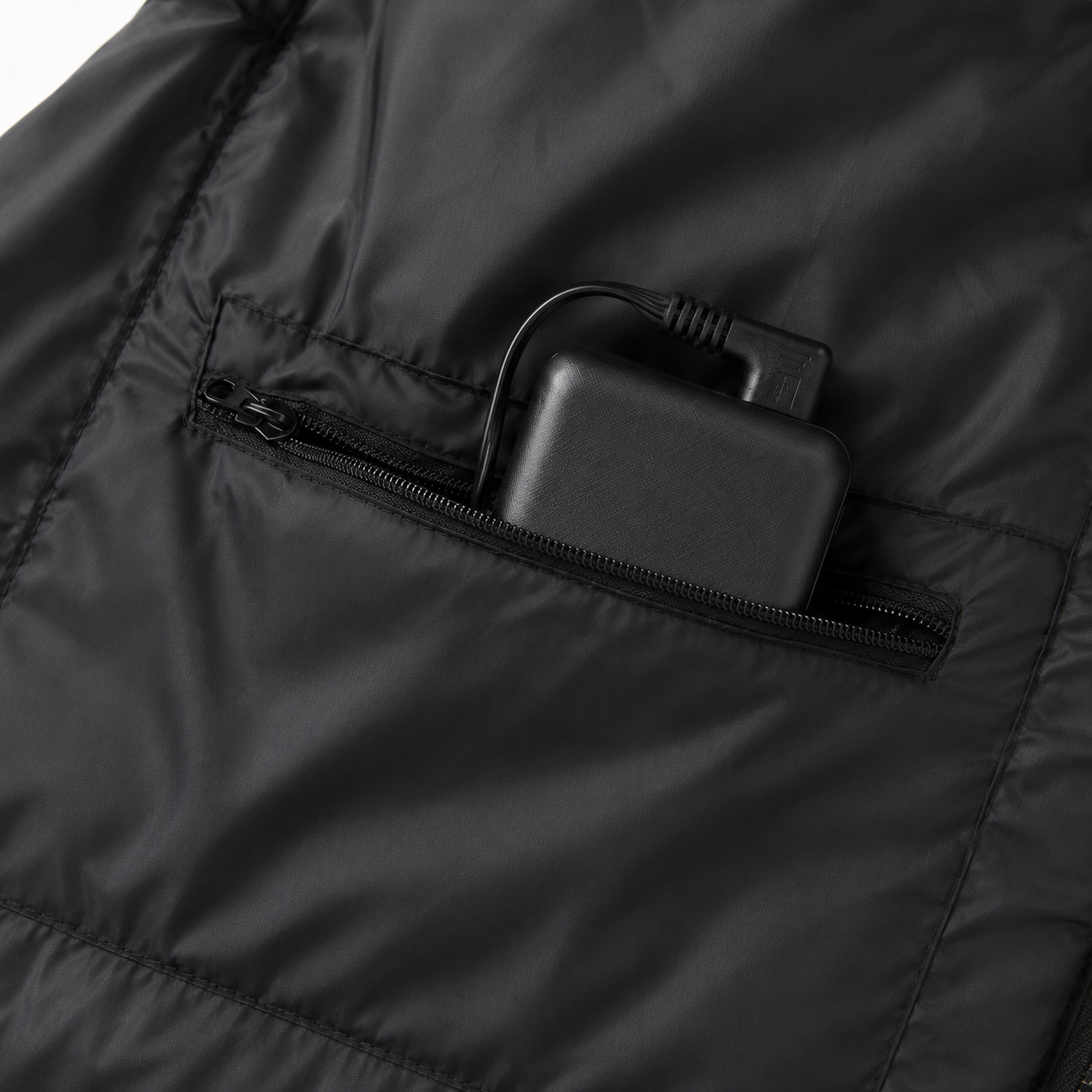 Women‘s Hooded Heated Jacket | All-Day Comfort for Extreme Cold, Black