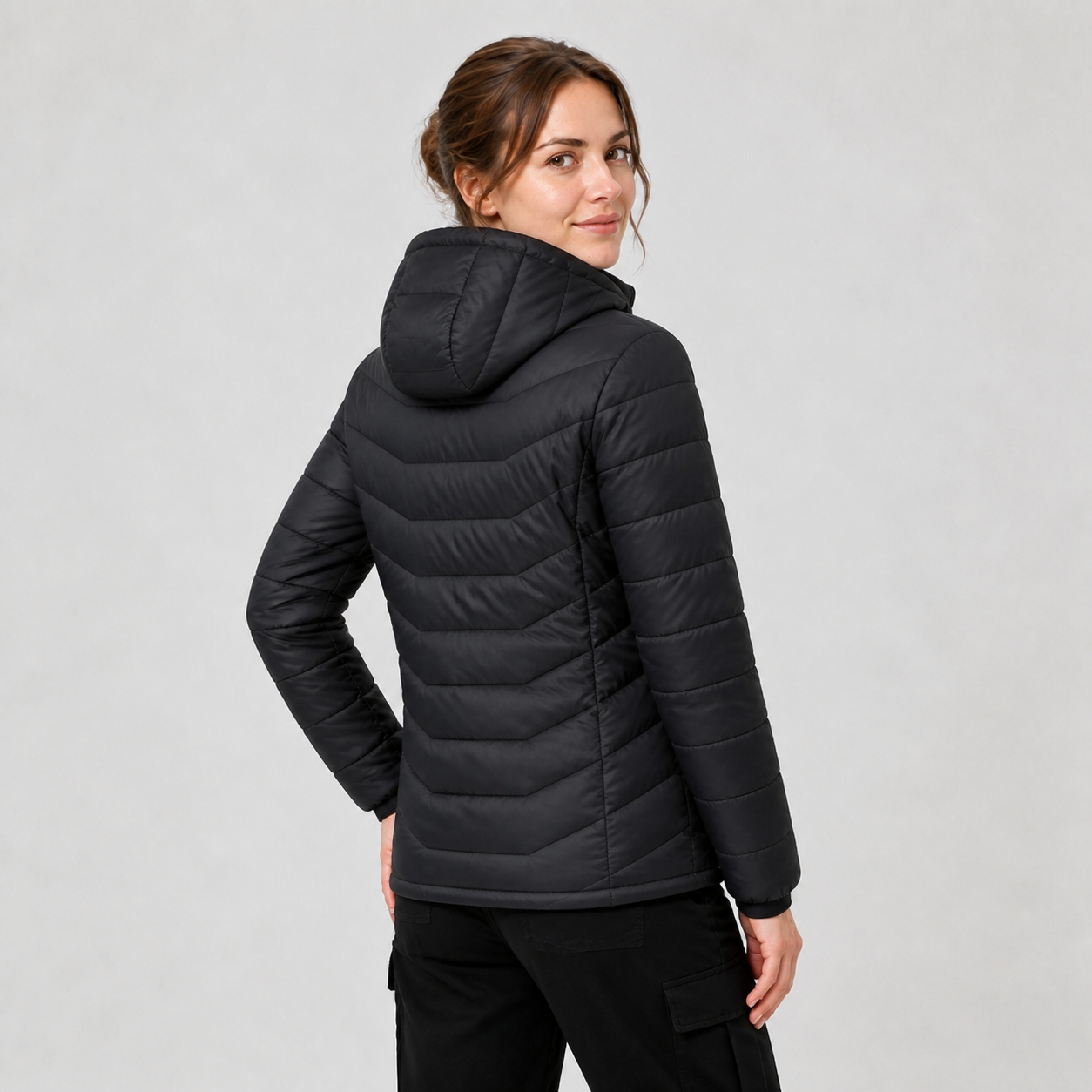 Women‘s Hooded Heated Jacket | All-Day Comfort for Extreme Cold, Black