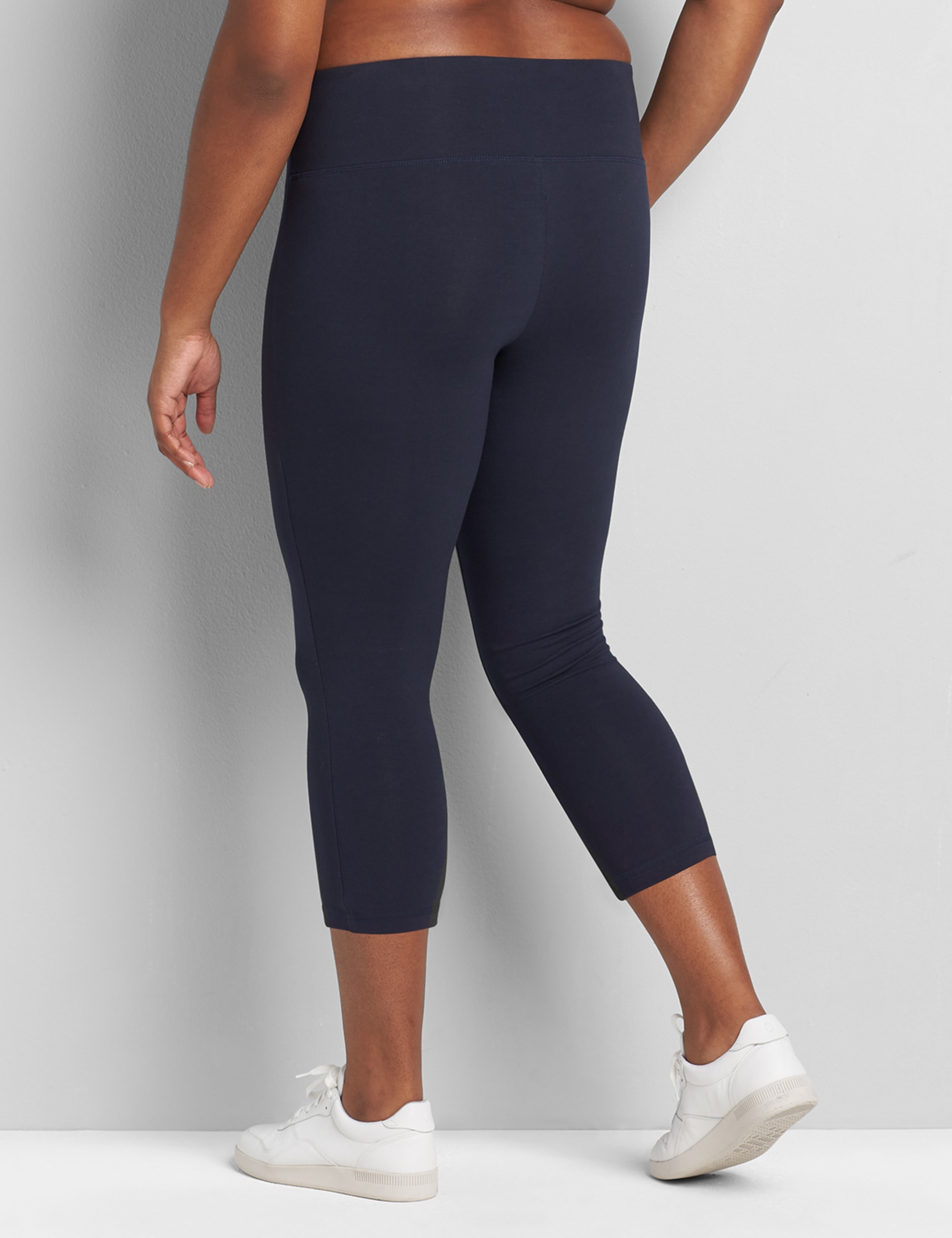 LIVI Signature Stretch 21" Capri Legging
