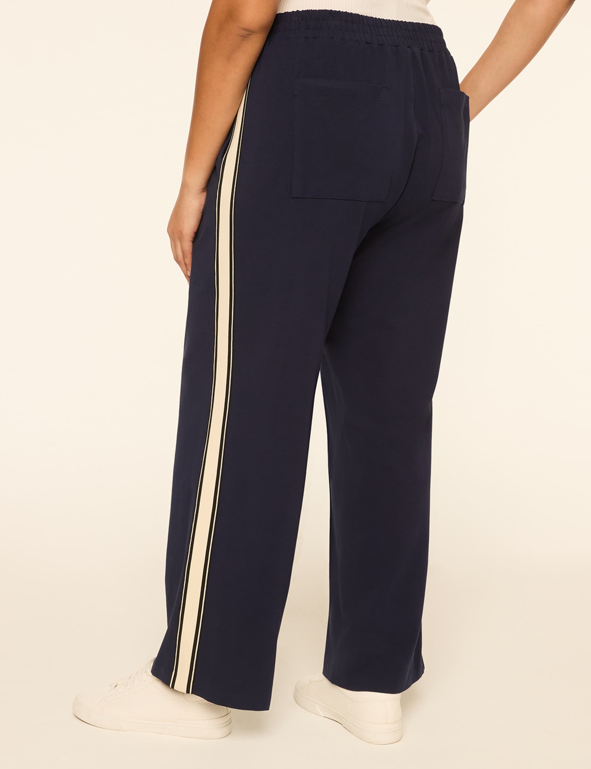Knit Pull-On Wide Leg Pant