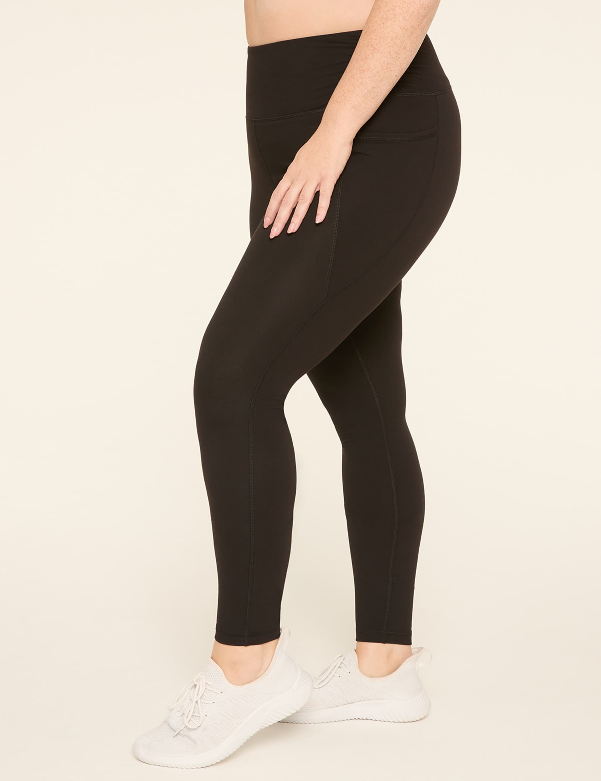 LIVI Soft Ultra High-Rise Ruched-Waist 7/8 Legging